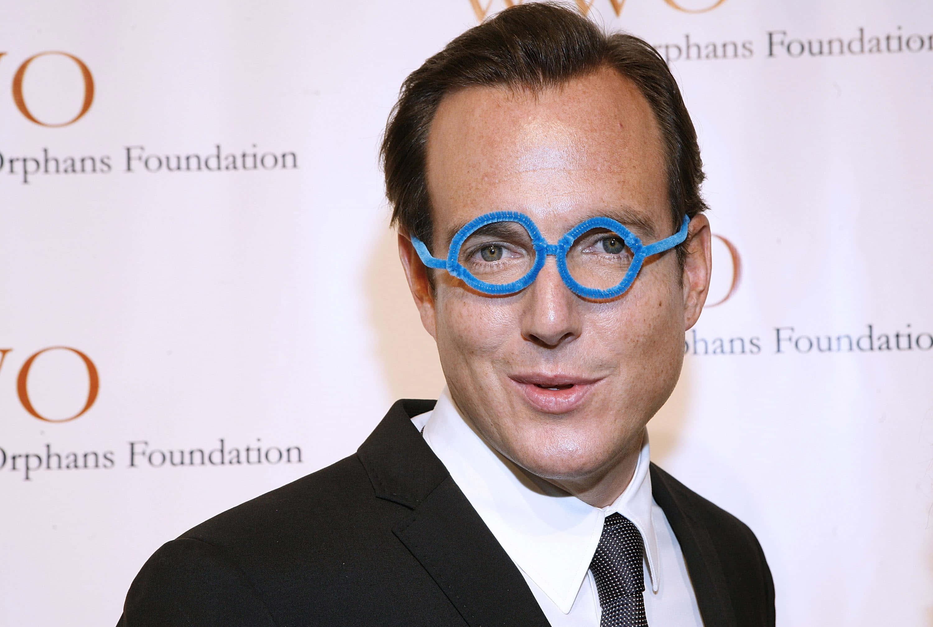 Will Arnett, black suit, tie, 2K Desktop Wallpaper