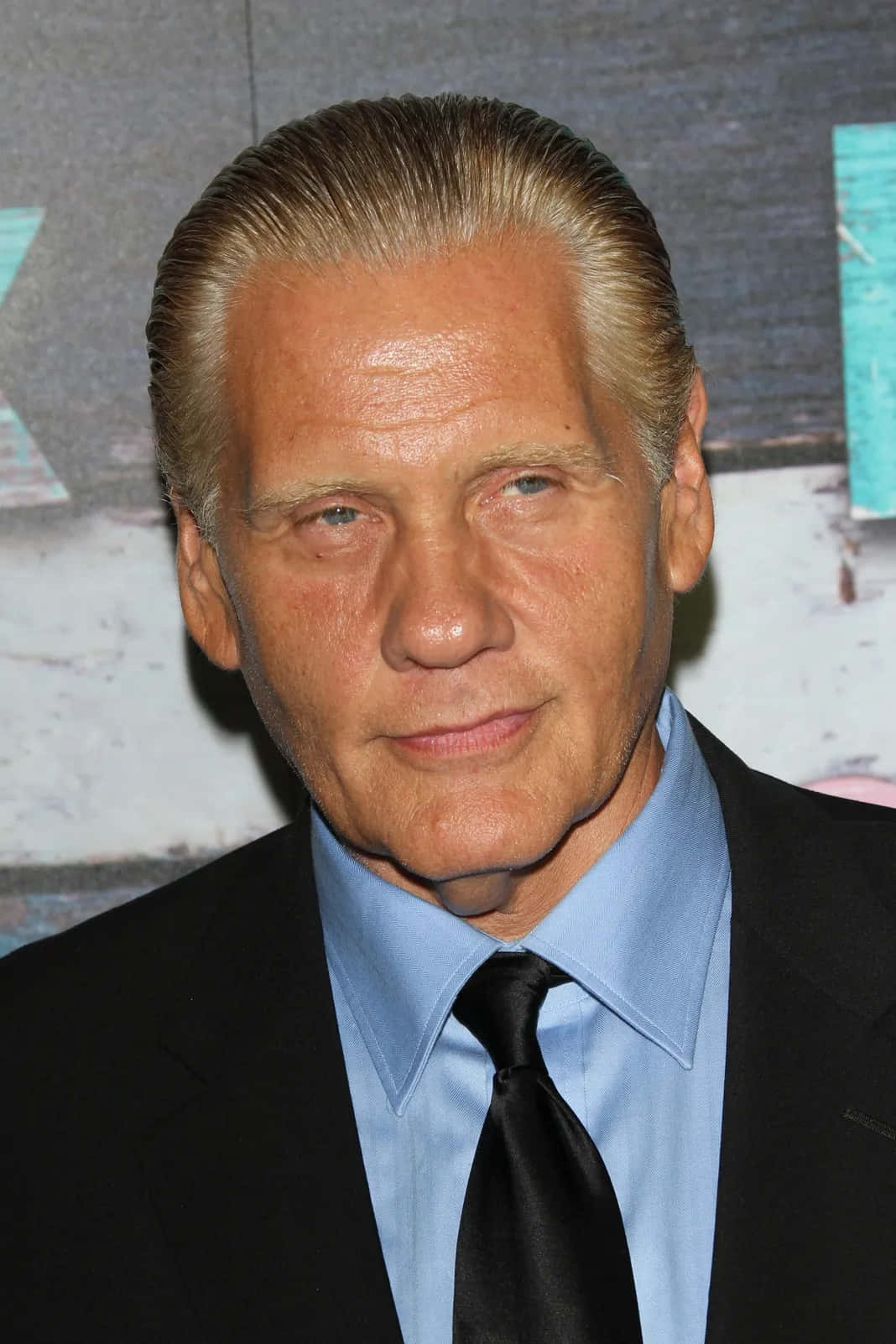 William Forsythe, gray hair, black suit, HD Phone Wallpaper