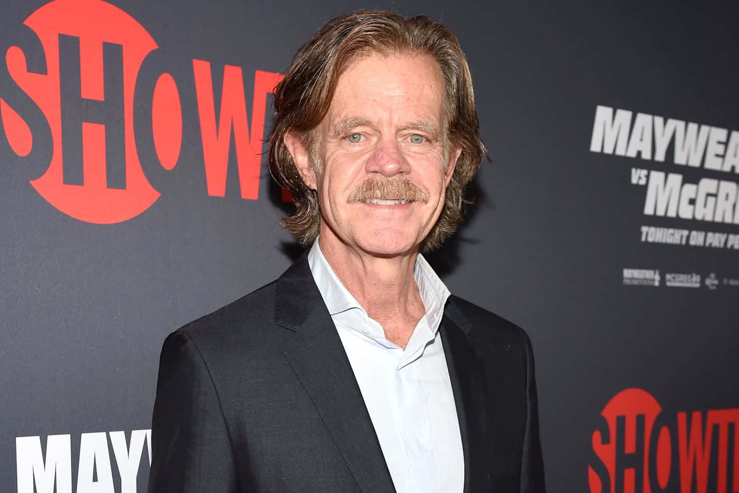 William H. Macy, black suit, white shirt, HD Desktop Wallpaper