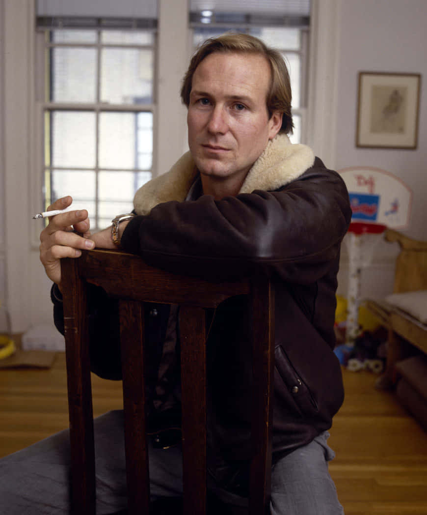 William Hurt, brown shearling jacket, wooden chair, SD Phone Wallpaper
