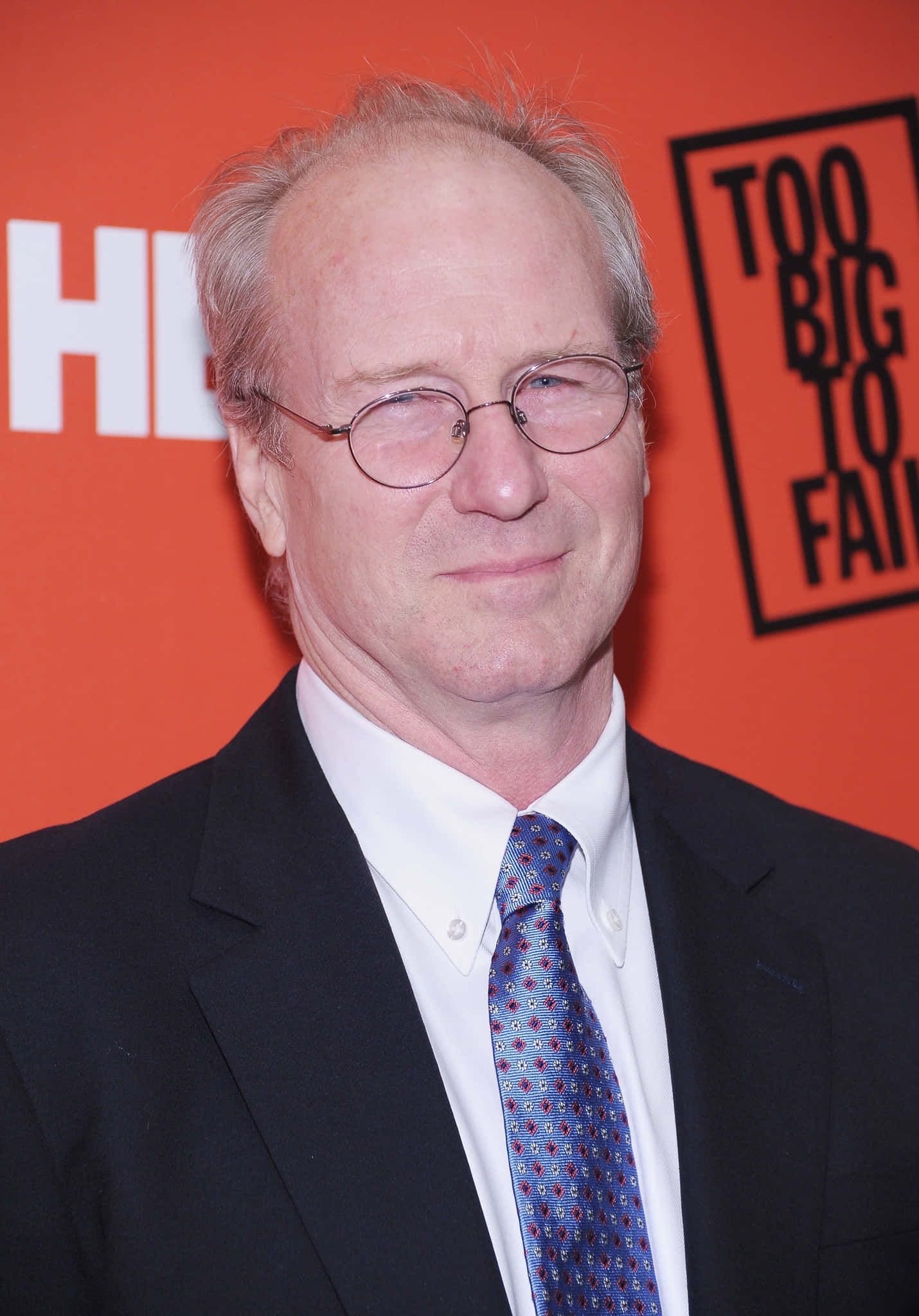 William Hurt, glasses, patterned tie, Full HD Phone Wallpaper