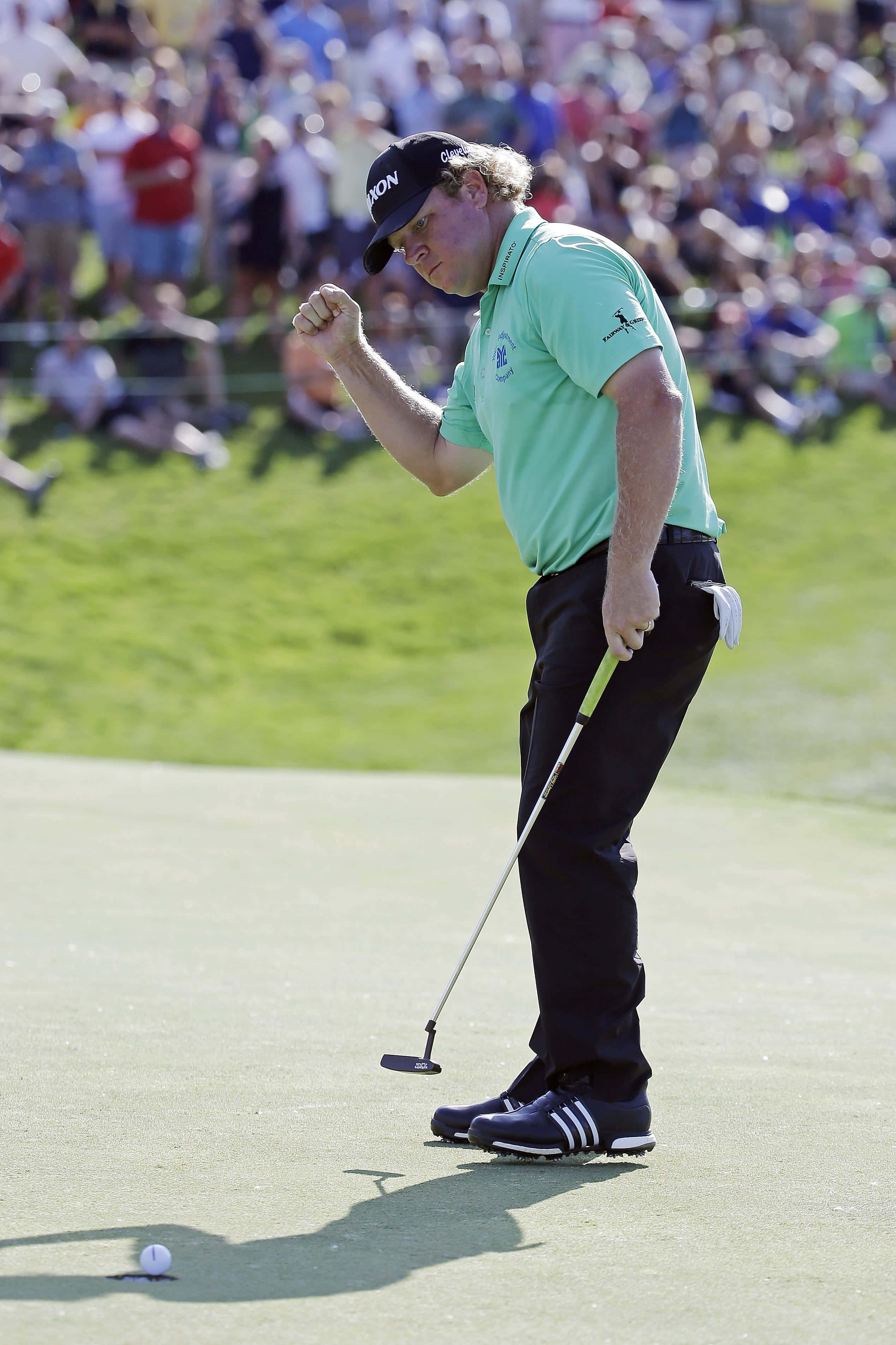 William McGirt, green shirt, sunlit golf green, 2K Phone Wallpaper