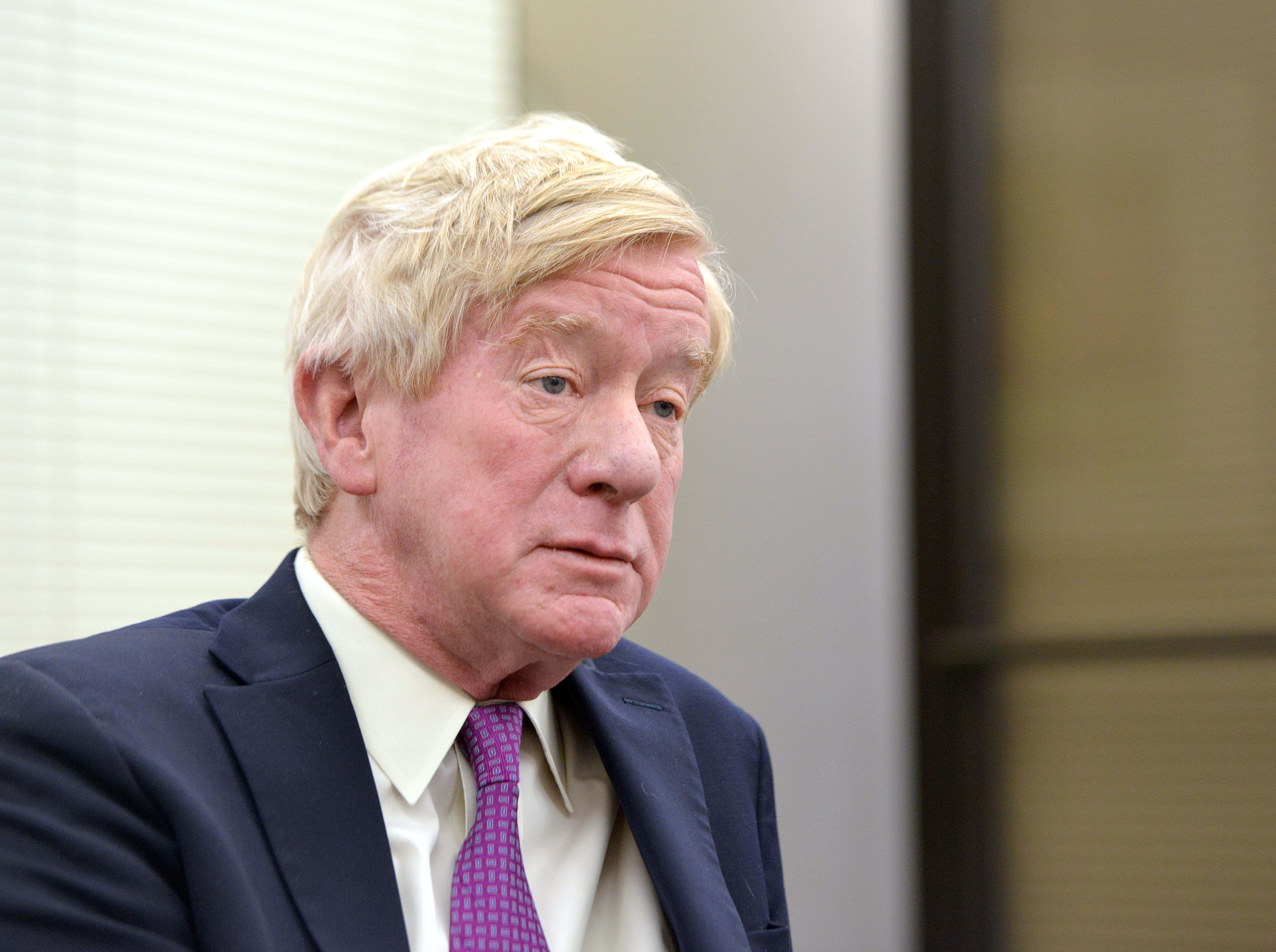 William Weld, blond hair, dark suit, 5K Desktop Wallpaper