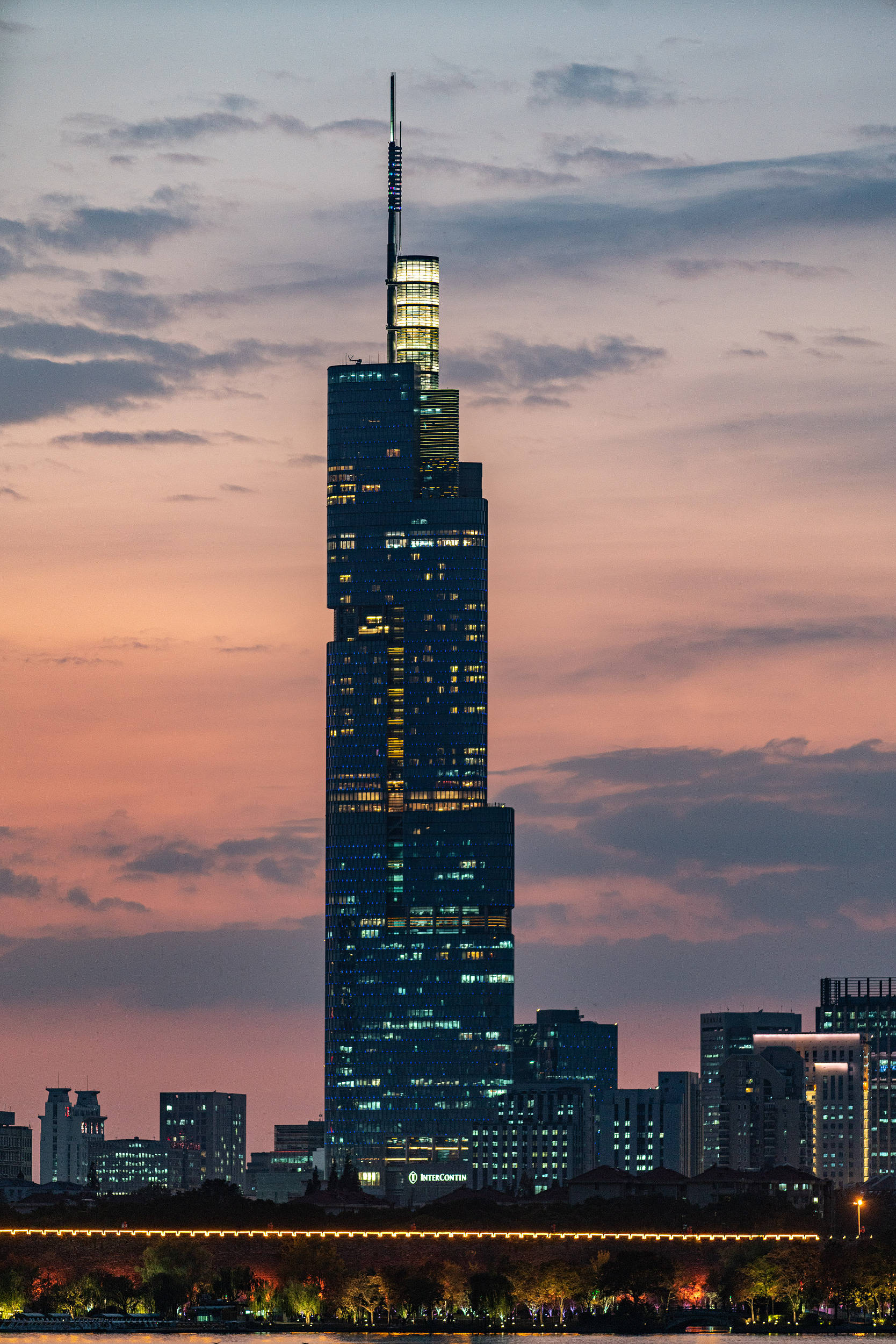 Willis Tower, twilight sky, soft pink and purple clouds, Full HD Phone Wallpaper