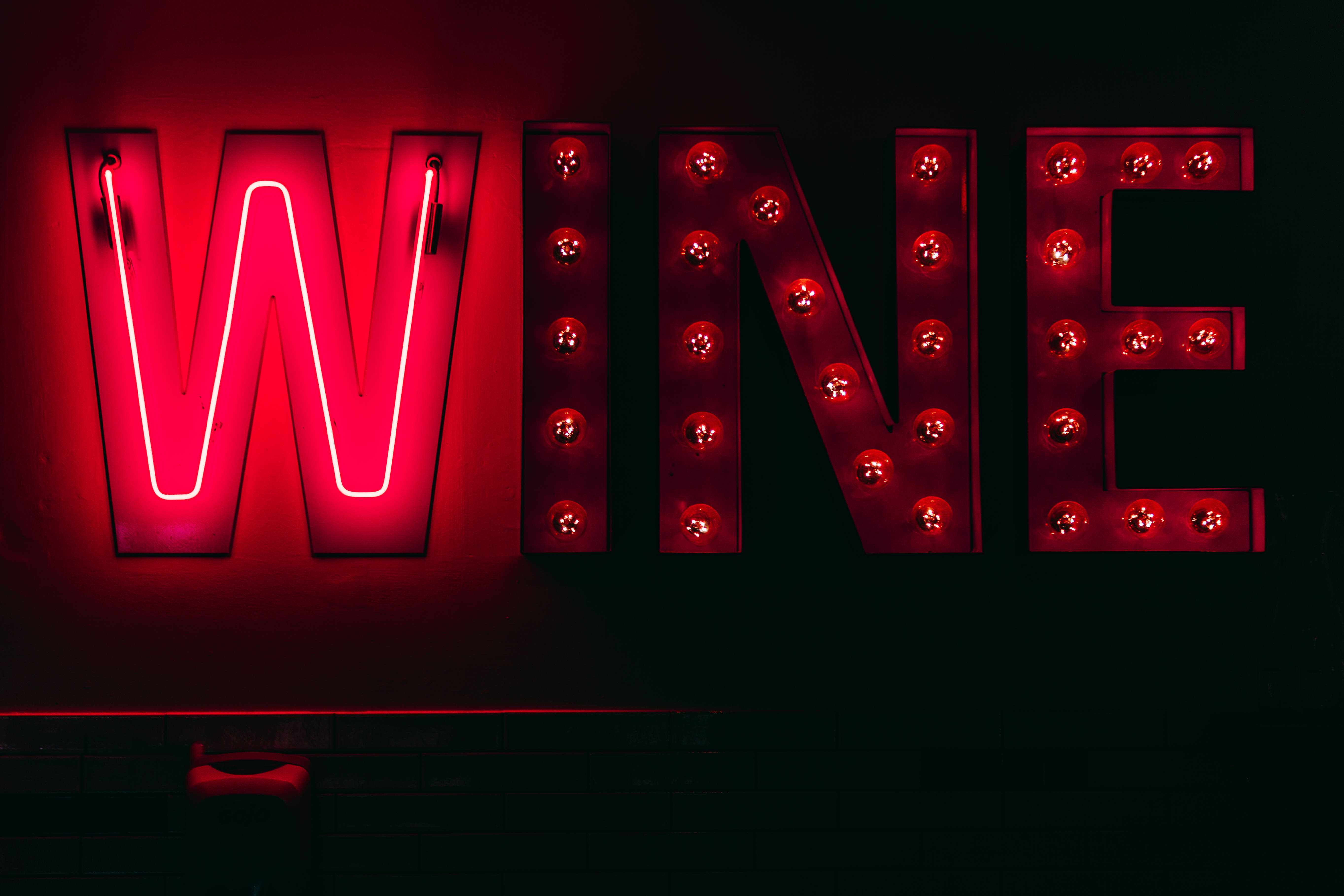 WINE, neon sign, glowing red neon, 5K Desktop Wallpaper