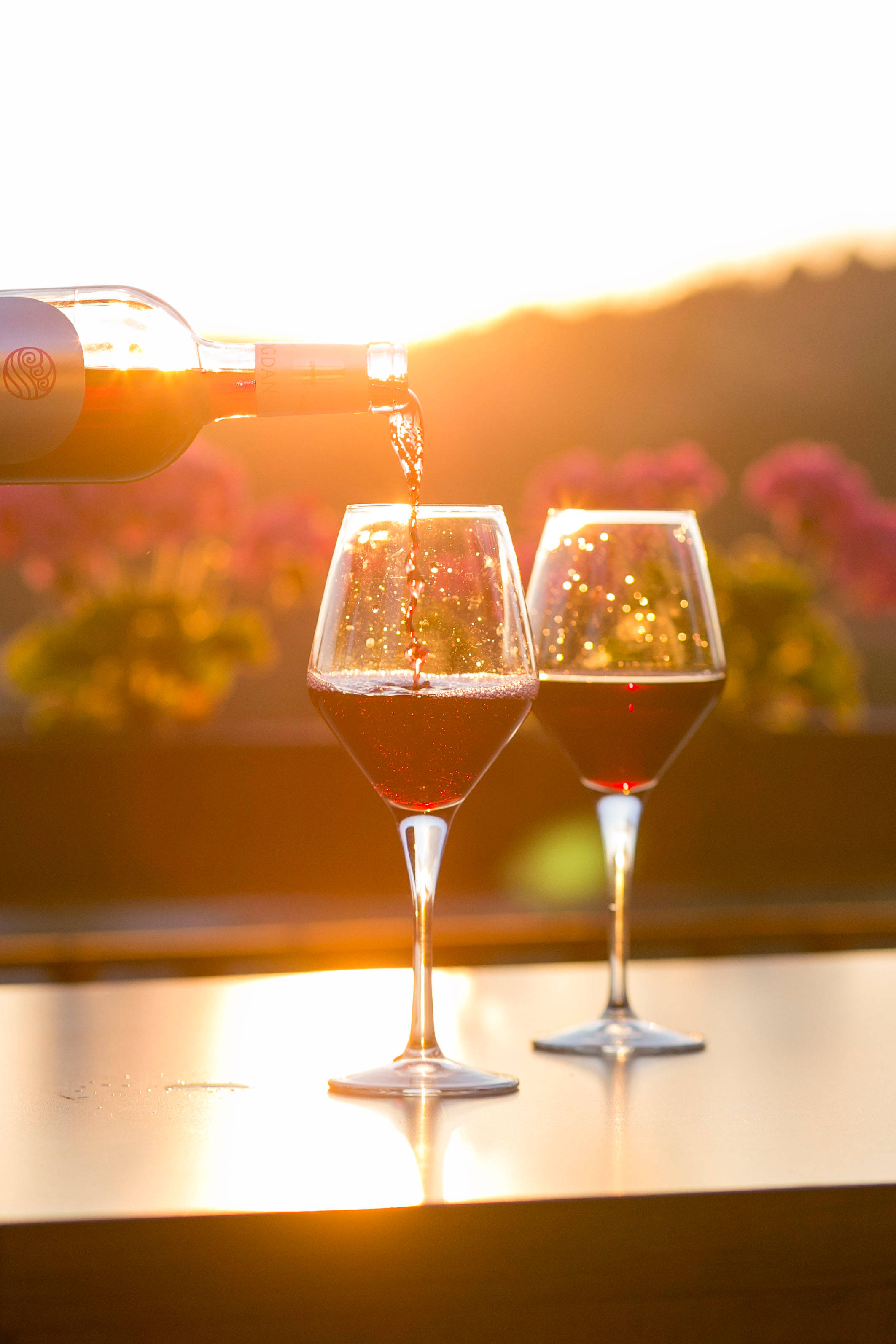 sunlight, red wine, rosé wine, 2K Phone Wallpaper