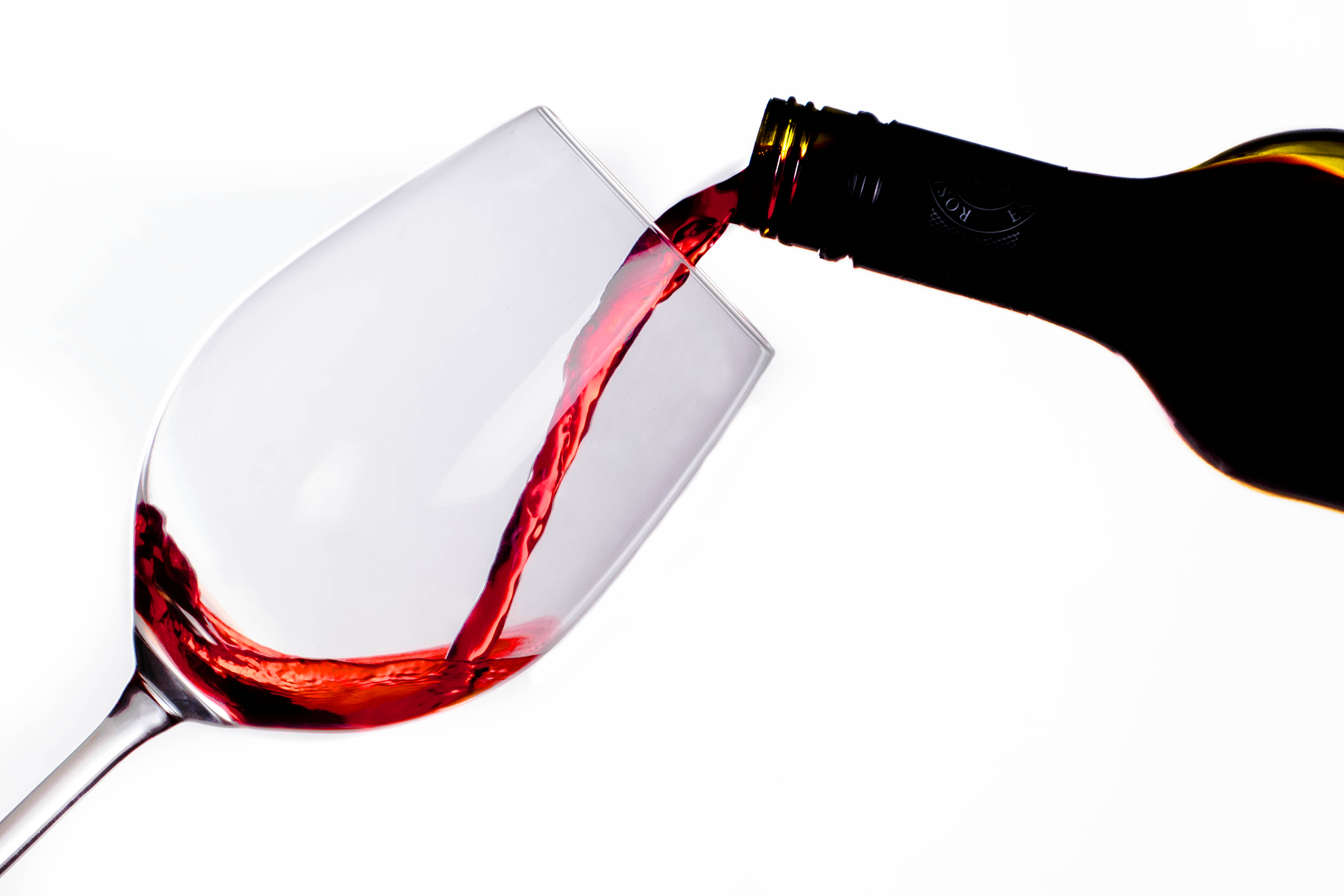 red wine, clear glass, stark white background, 5K Desktop Wallpaper