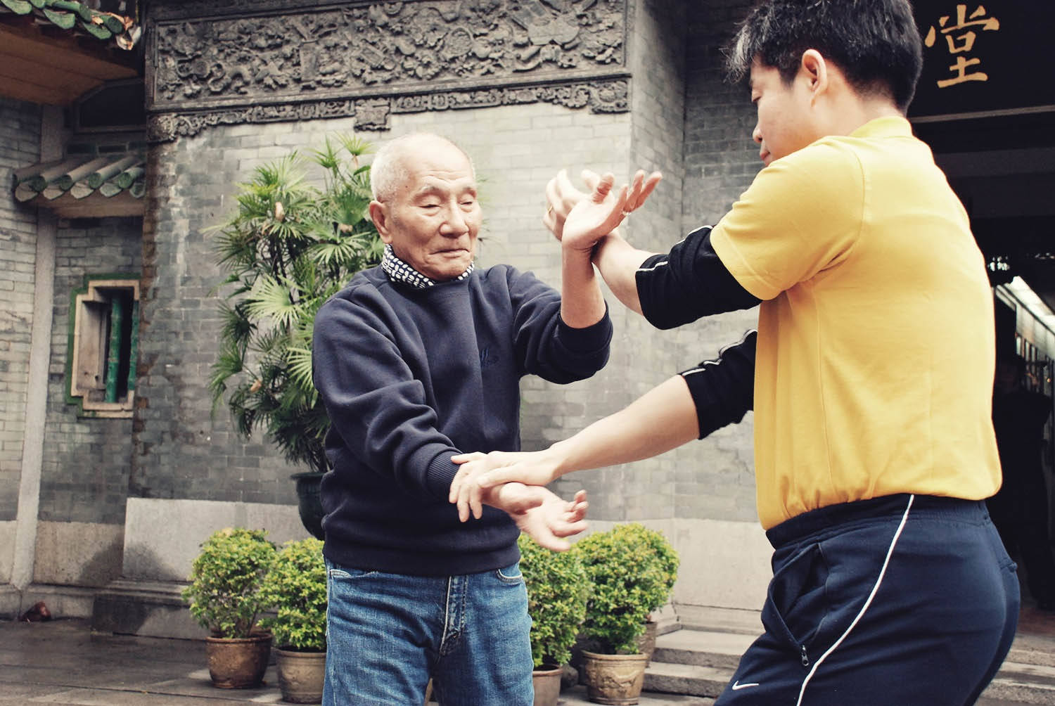 Wing Chun, traditional hand techniques, courtyard, HD Desktop Wallpaper