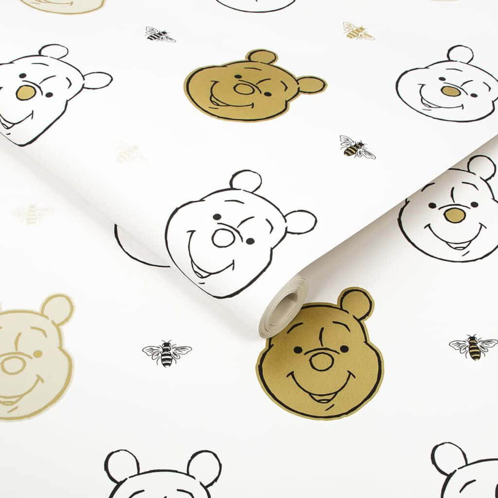 Winnie The Pooh, black and gold outlines, repeating cartoon bear faces, SD Desktop Wallpaper