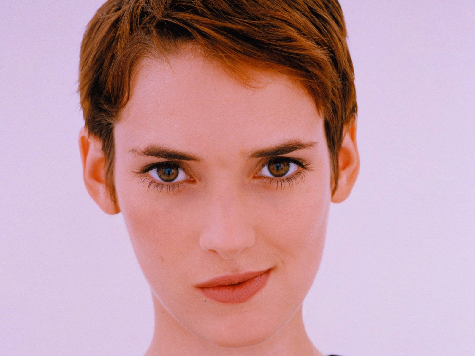 Winona Ryder, pixie cut, reddish-brown hair, HD Desktop Wallpaper