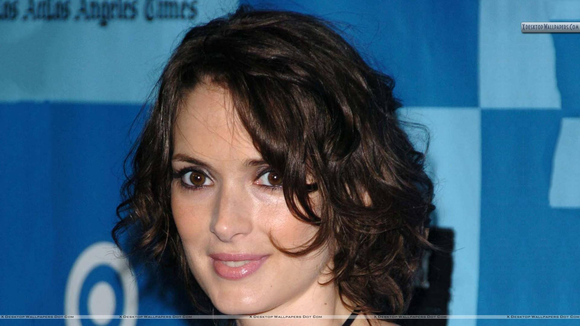 Winona Ryder, dark wavy hair, warm brown eyes, Full HD Desktop Wallpaper