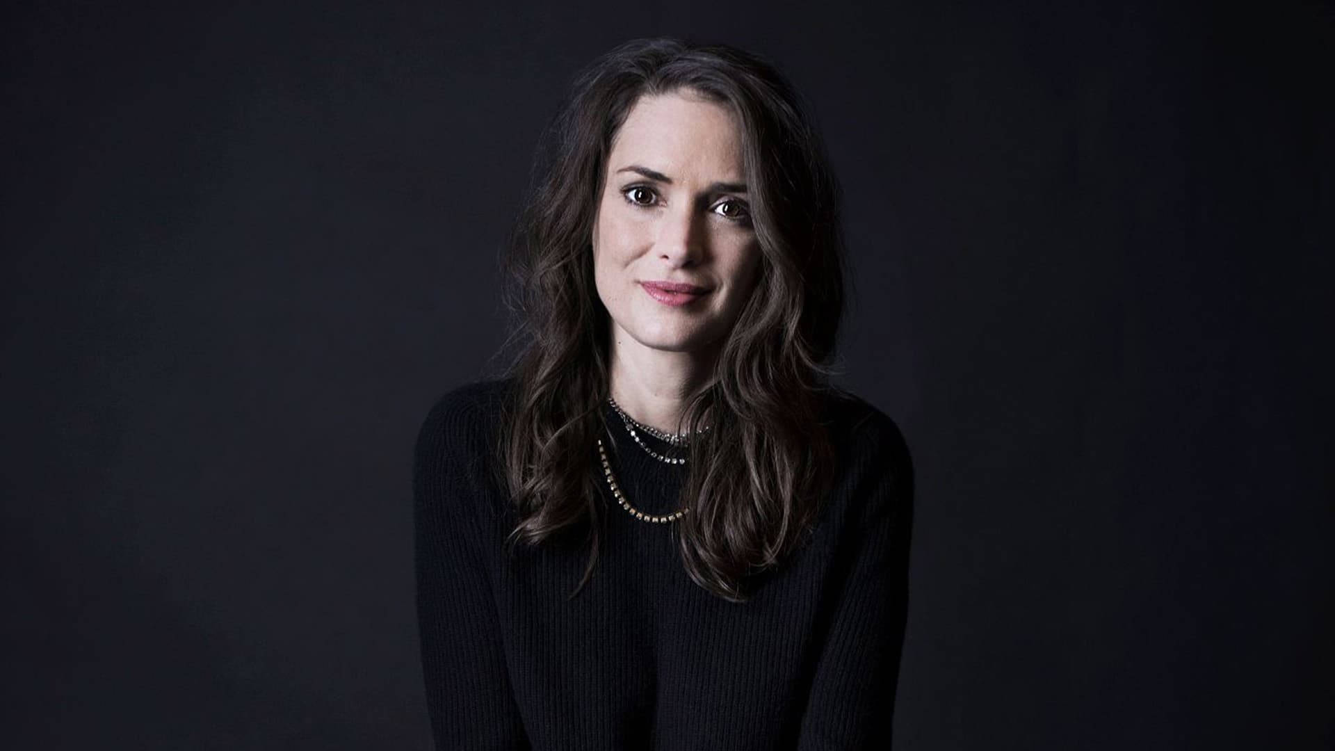 Winona Ryder, black ribbed sweater, layered necklaces, Full HD Desktop Wallpaper