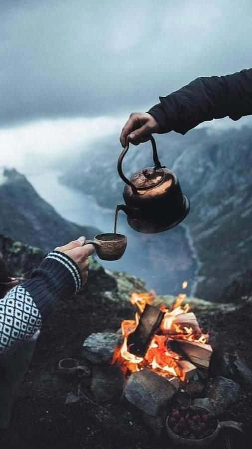 Winter Camping, steaming tea, kettle, SD Phone Wallpaper