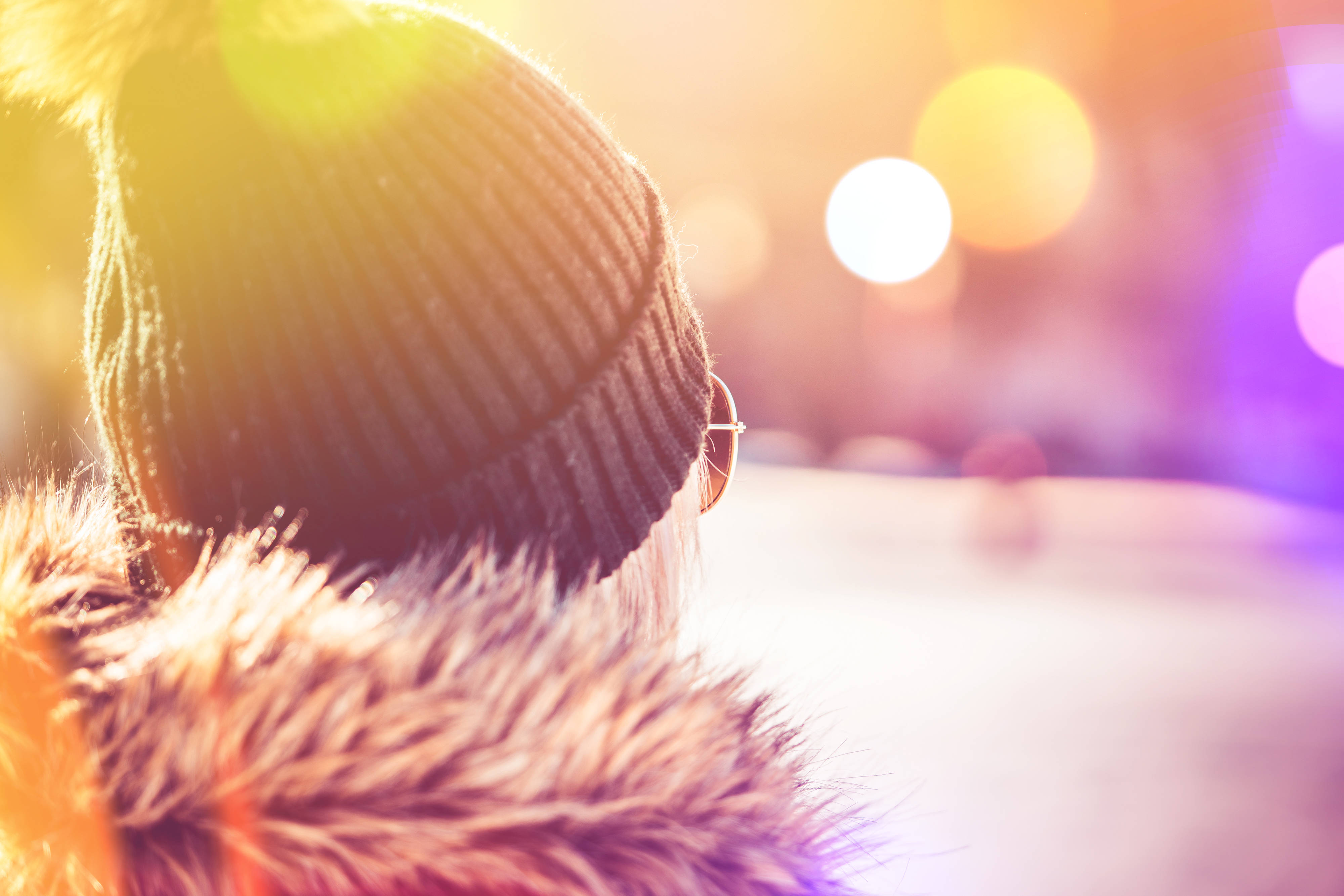 knit beanie, fur-lined coat, warmly lit, 4K Desktop Wallpaper