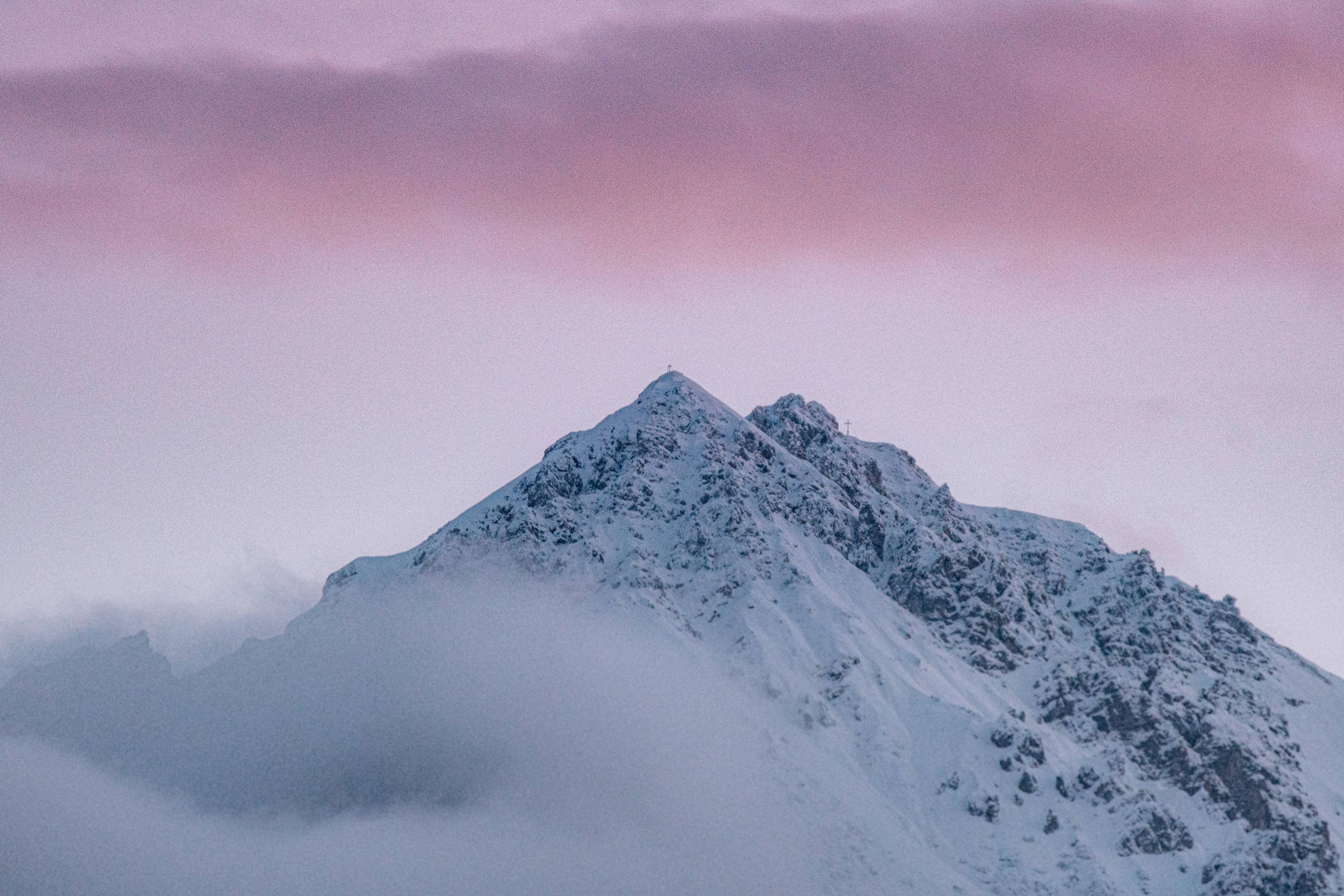 mountain summit, snowcapped mountain peak, mist, 2K Desktop Wallpaper