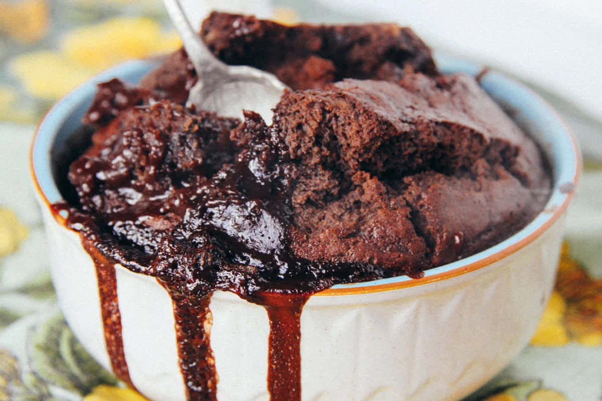 molten chocolate cake, white ceramic bowl, spoon, SD Desktop Wallpaper