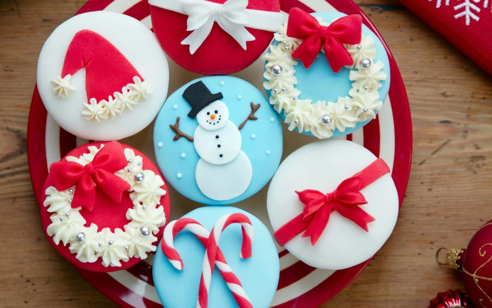 Winter Desserts, Christmas-themed cupcakes, snowmen, HD Desktop Wallpaper