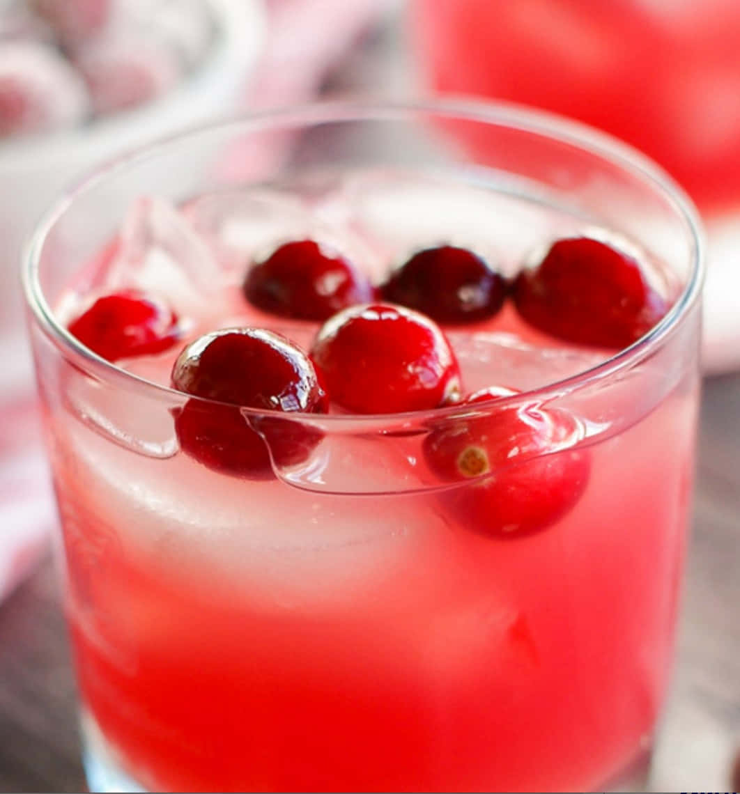 cranberry drink, fresh berries, ice cubes, SD Phone Wallpaper