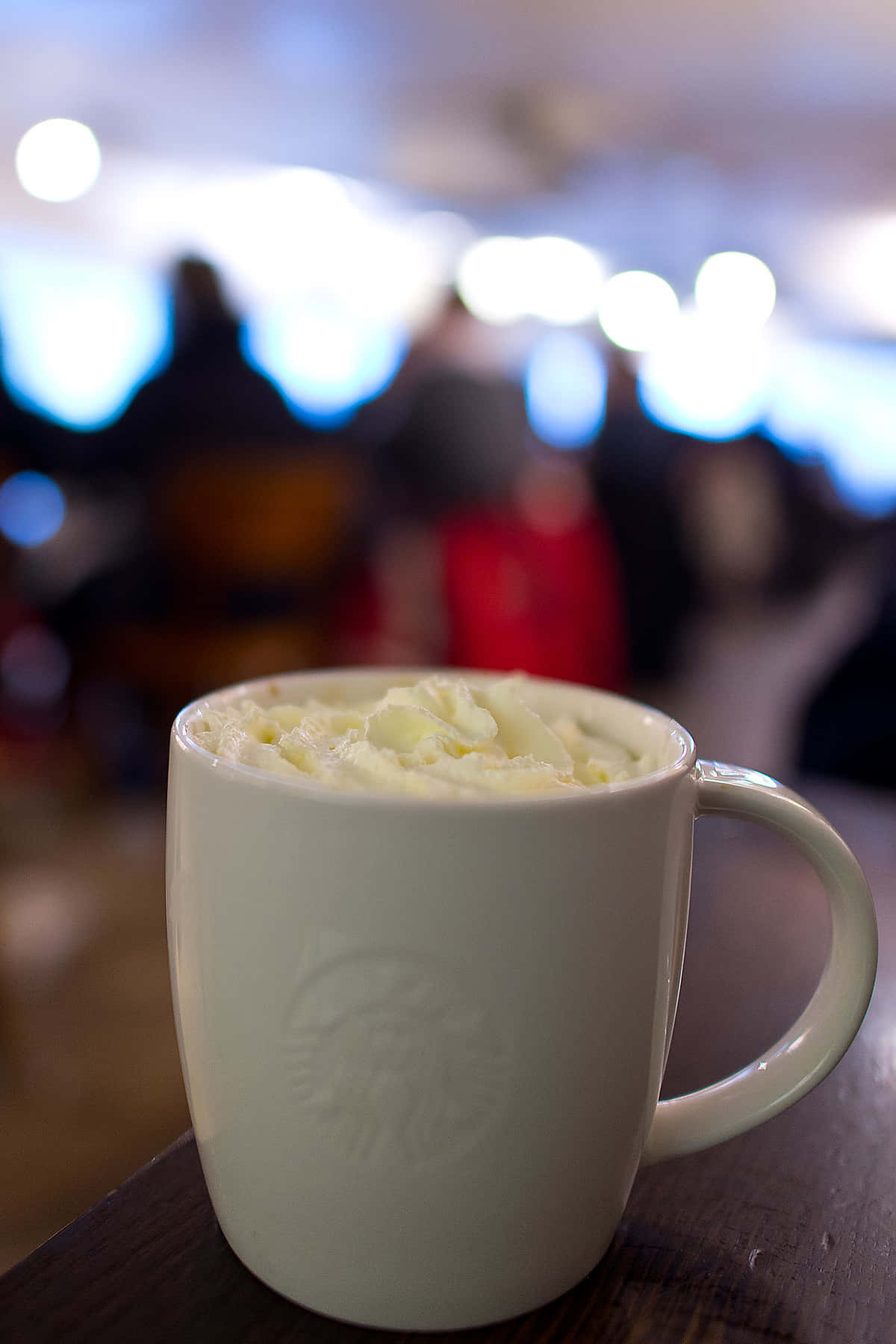 winter drinks, cozy winter drinks, creamy frothy coffee, HD Phone Wallpaper