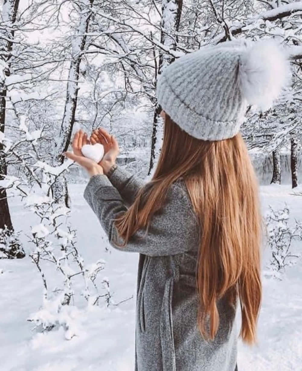 winter fashion, gray coat, knit hat, SD Phone Wallpaper