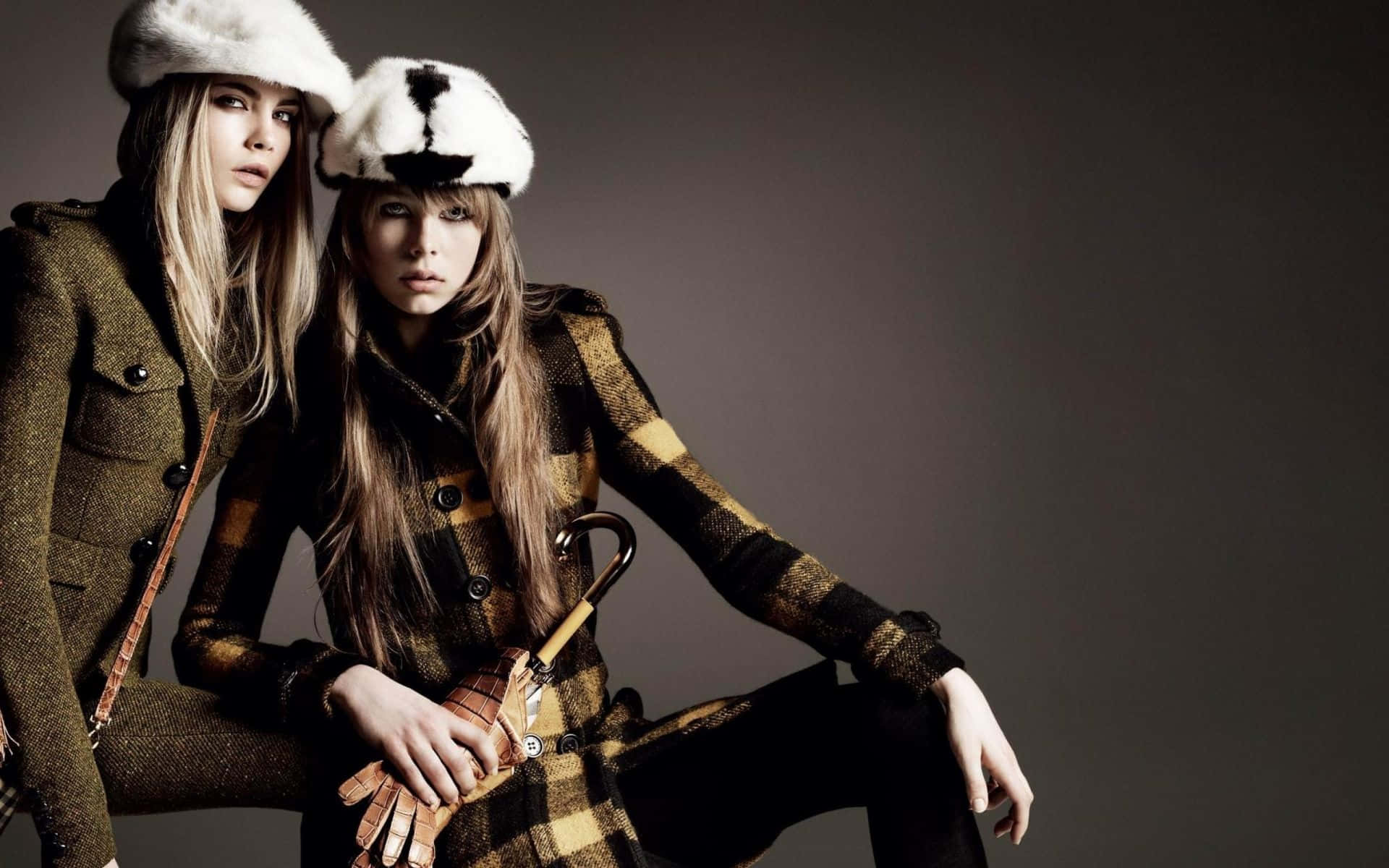 plaid coats, fur hats, muted gray backdrop, Full HD Desktop Wallpaper