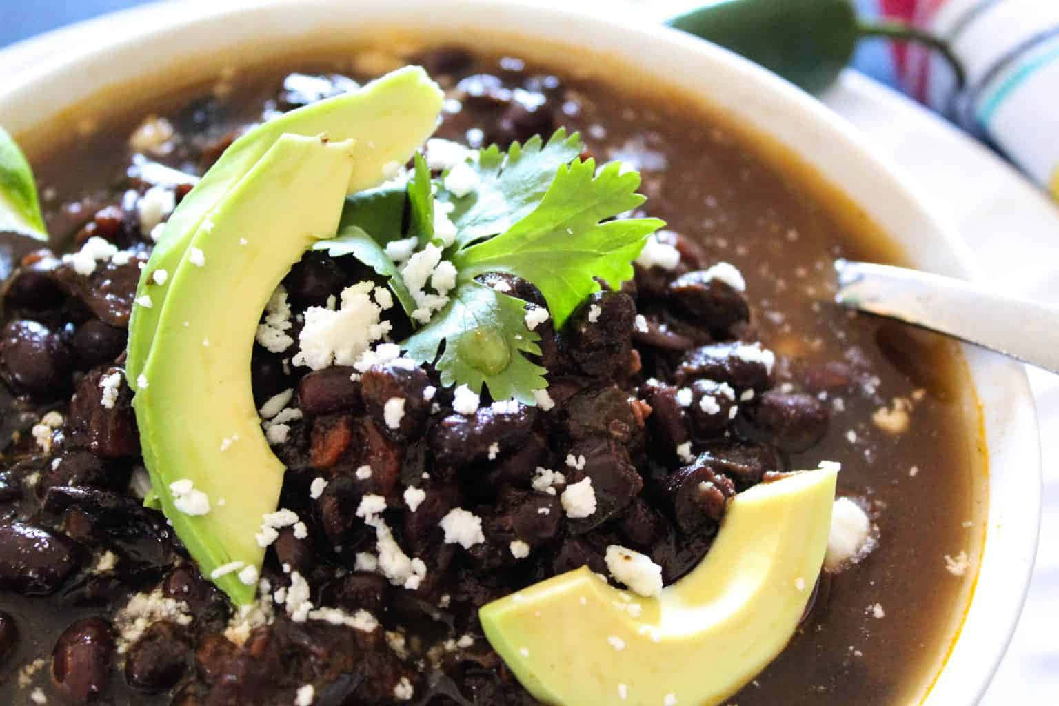 black bean soup, steaming bowl, avocado slices, HD Desktop Wallpaper