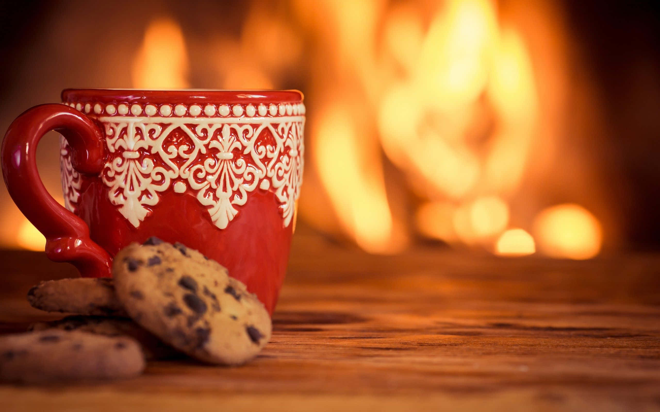 Winter Food, red ornate mug, chocolate chip cookies, 2K Desktop Wallpaper