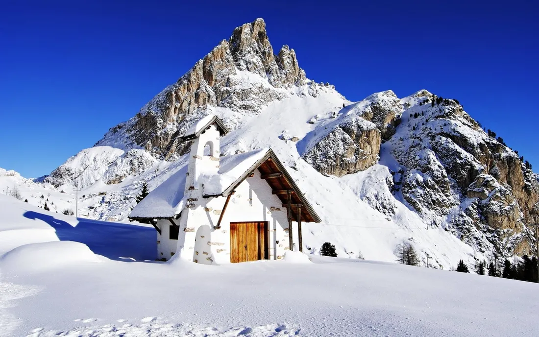 Winter House