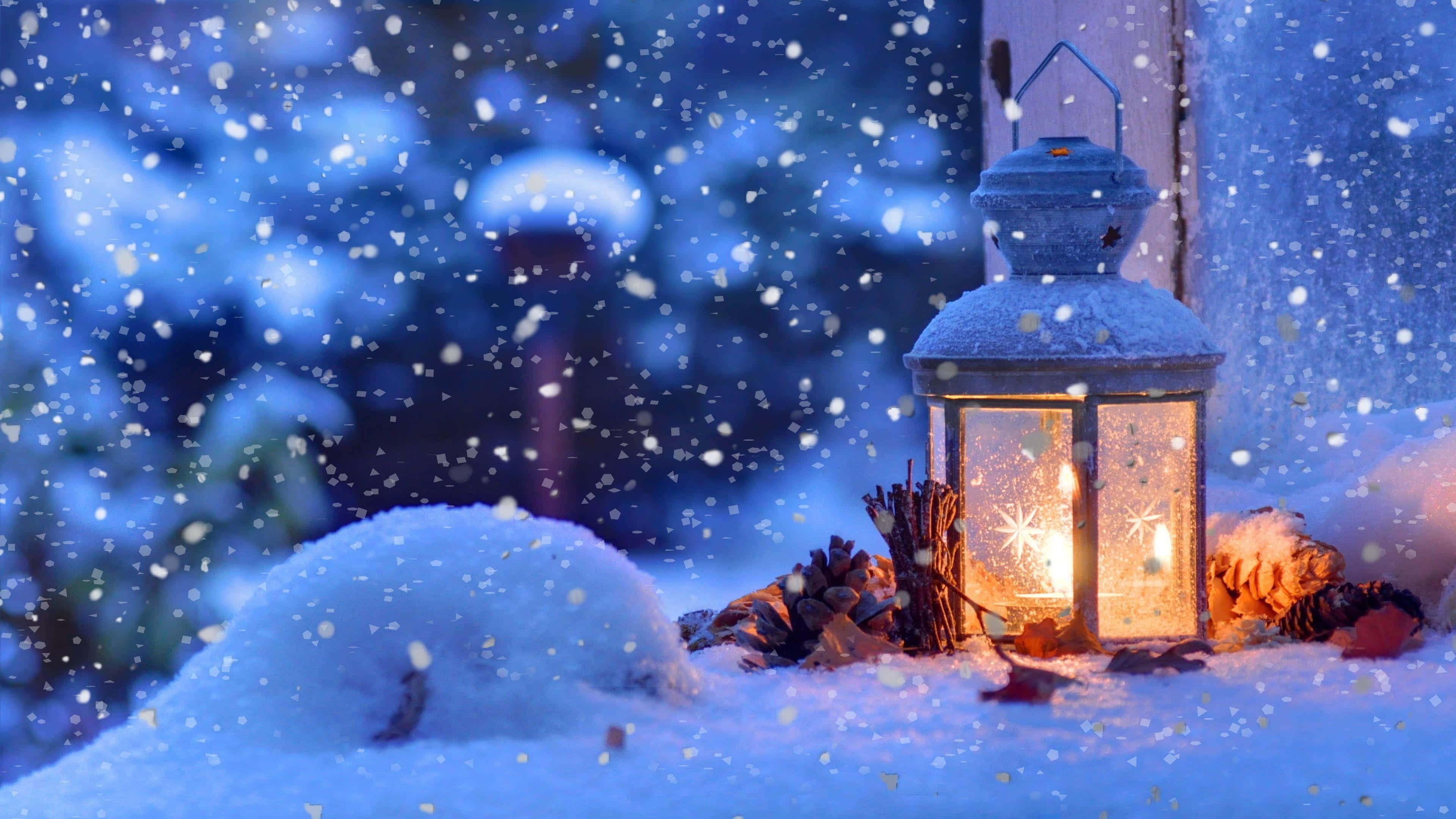 Winter Night Desktop, glowing lantern, snowy ground, 4K Desktop Wallpaper