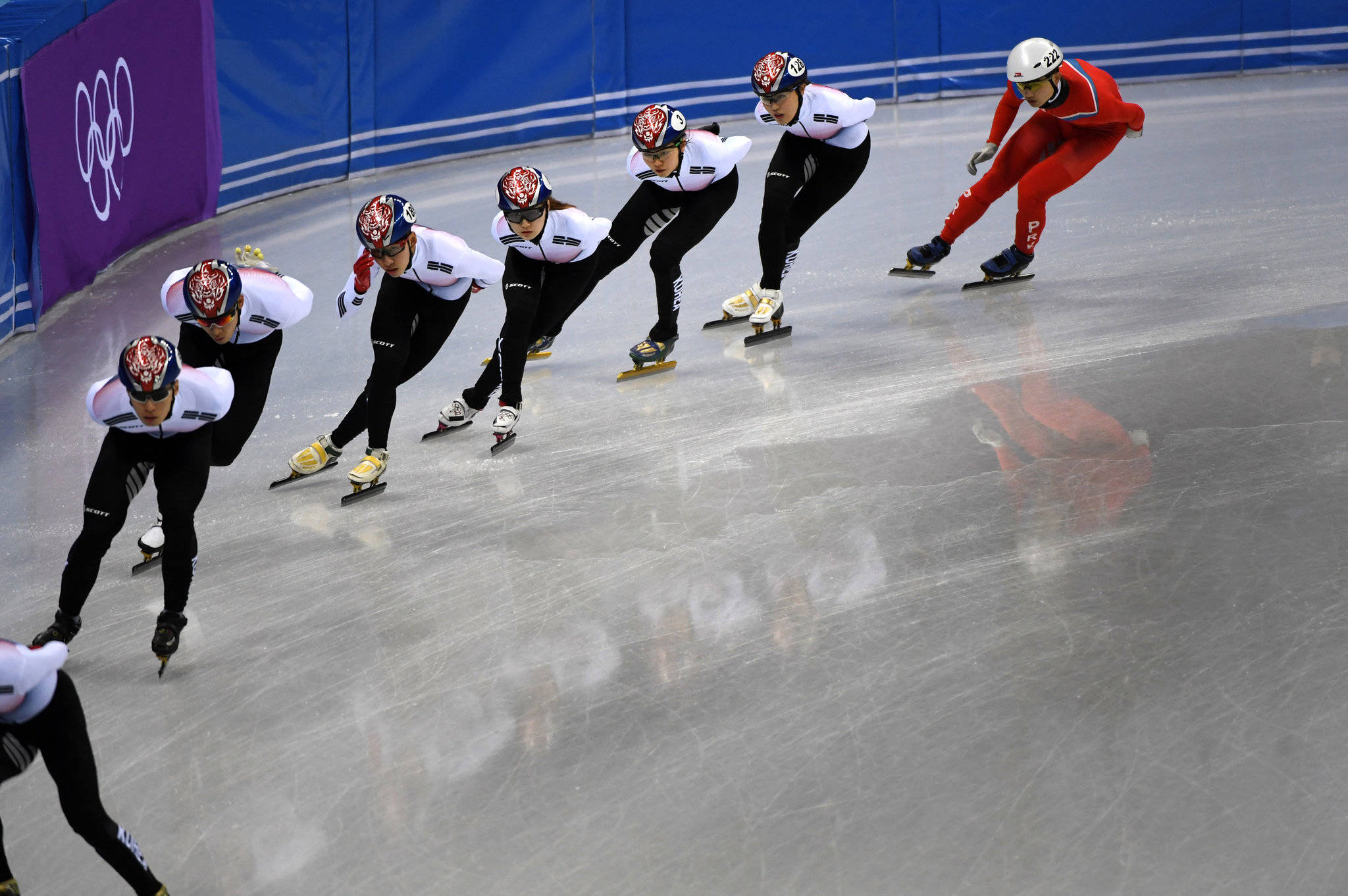 Speed Skating Competition, Olympic Sports, indoor ice rink, Full HD Desktop Wallpaper