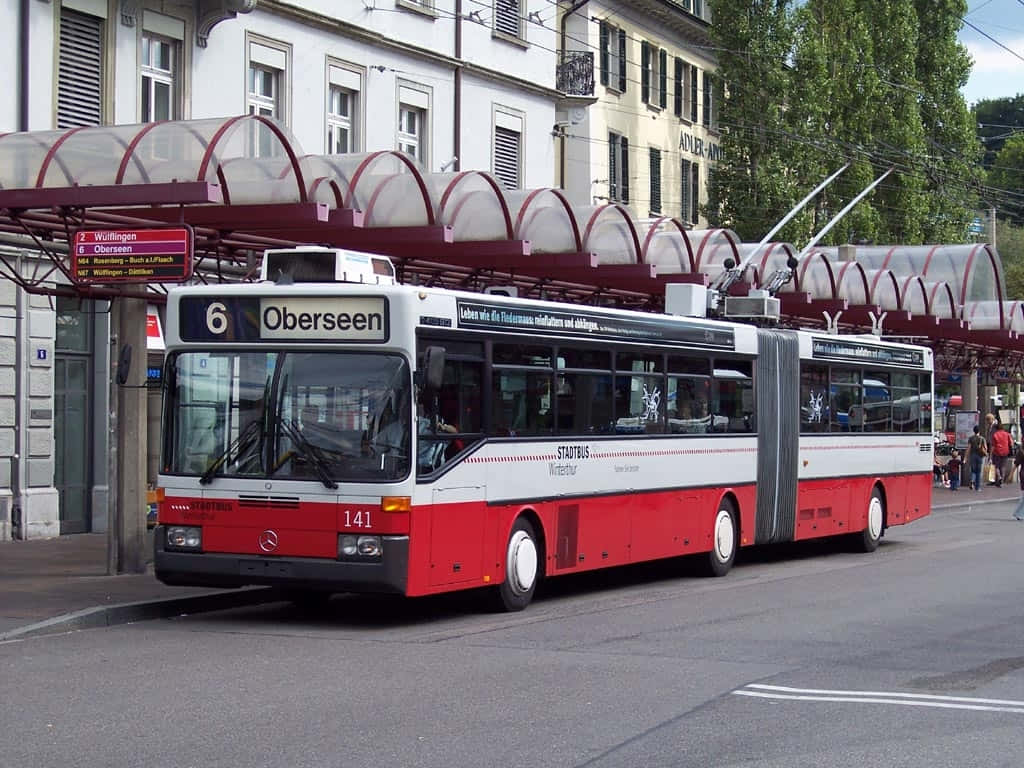 Winterthur, number 6 Oberseen, red and white articulated trolleybus, SD Desktop Wallpaper