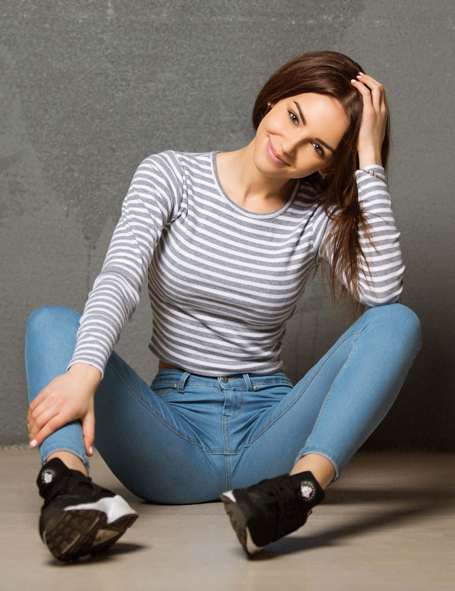 blue jeans, striped shirt, gray wall, Full HD Phone Wallpaper