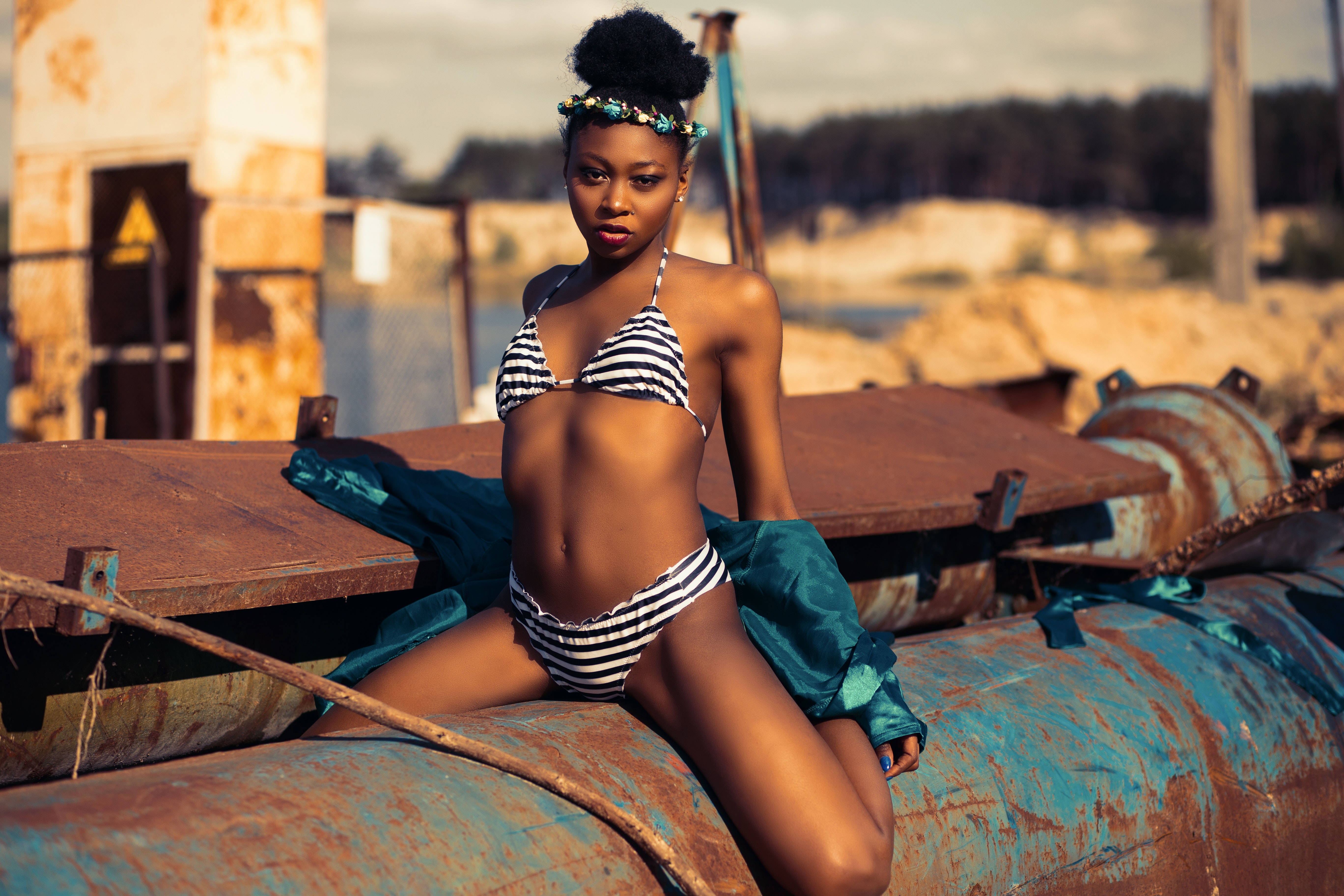 Odd Woman Bikini On Pipe, striped bikini, rusted industrial pipes, 5K Desktop Wallpaper
