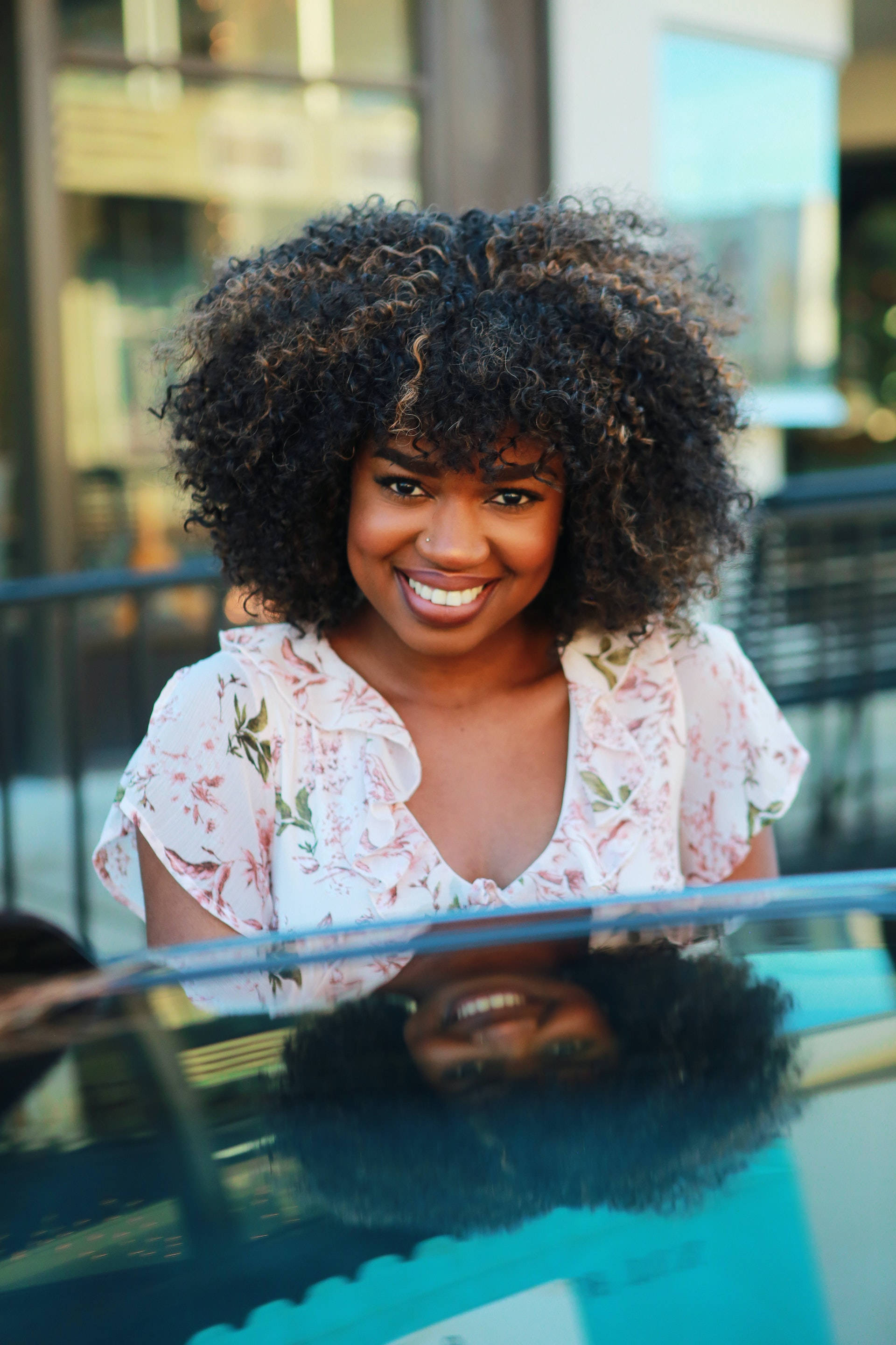 black woman, afro natural hair, voluminous curly hair, 2K Phone Wallpaper