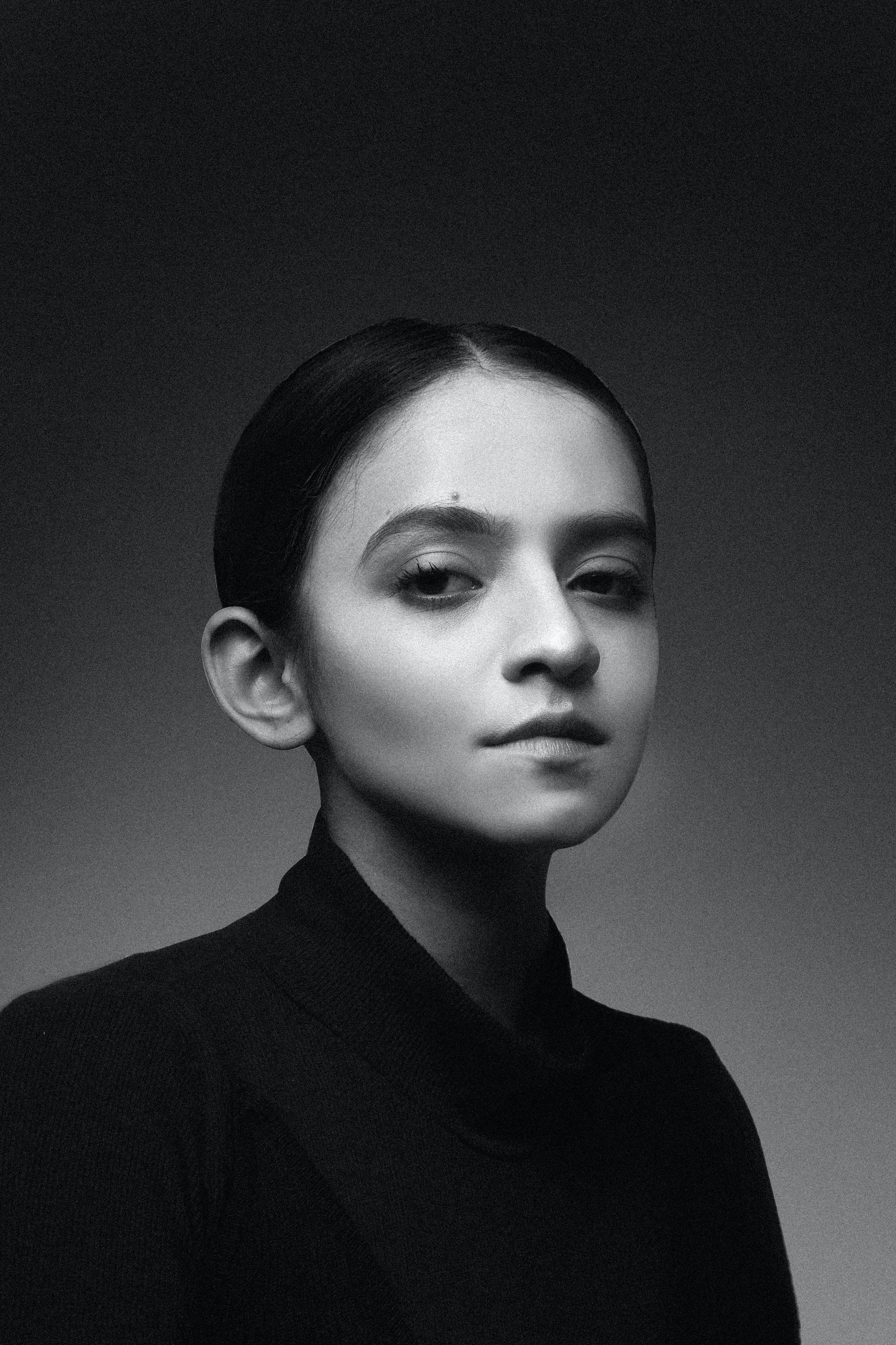 Confident Lady, black and white portrait, young woman, 2K Phone Wallpaper