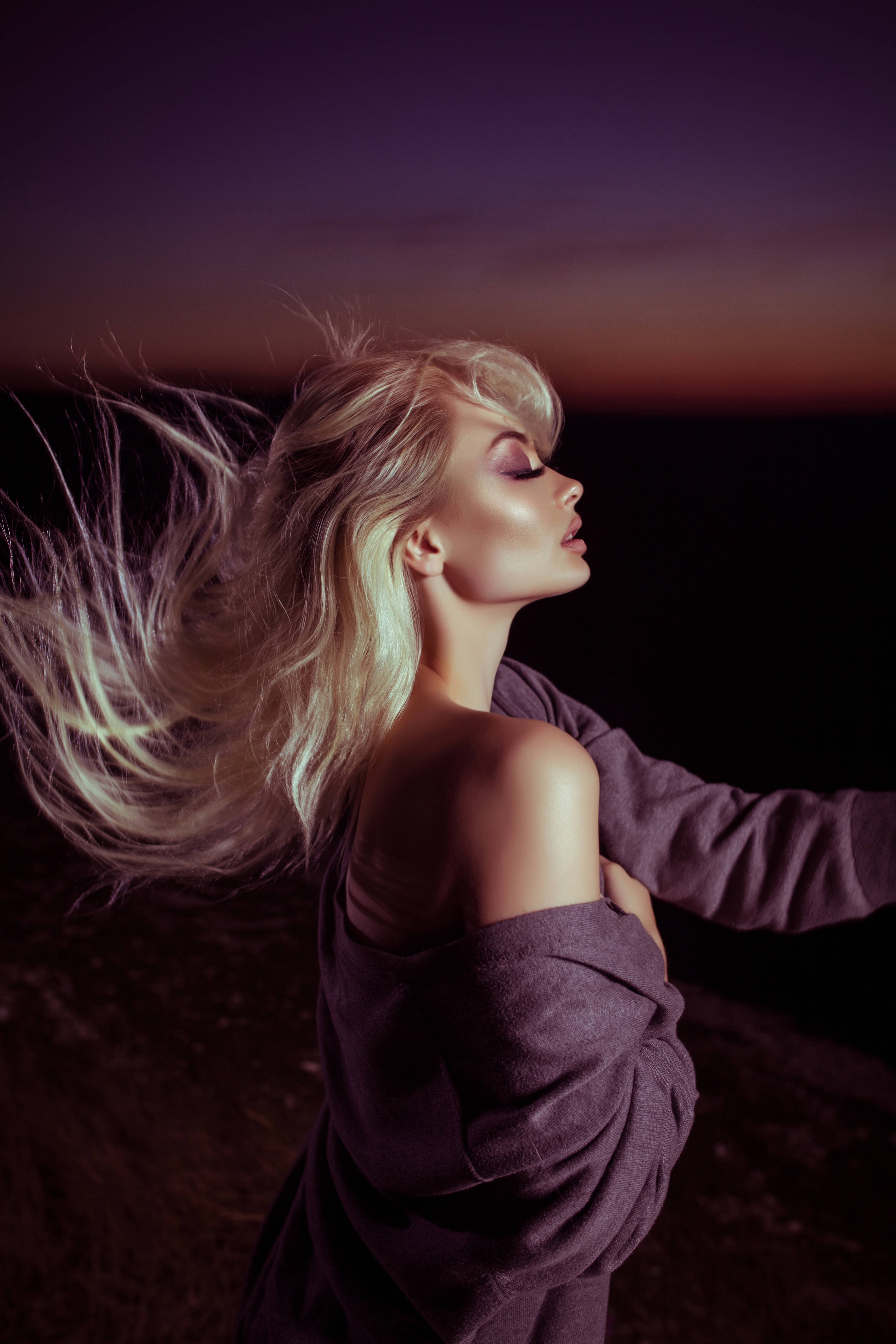 blonde woman, wind-swept hair, twilight, 5K Phone Wallpaper