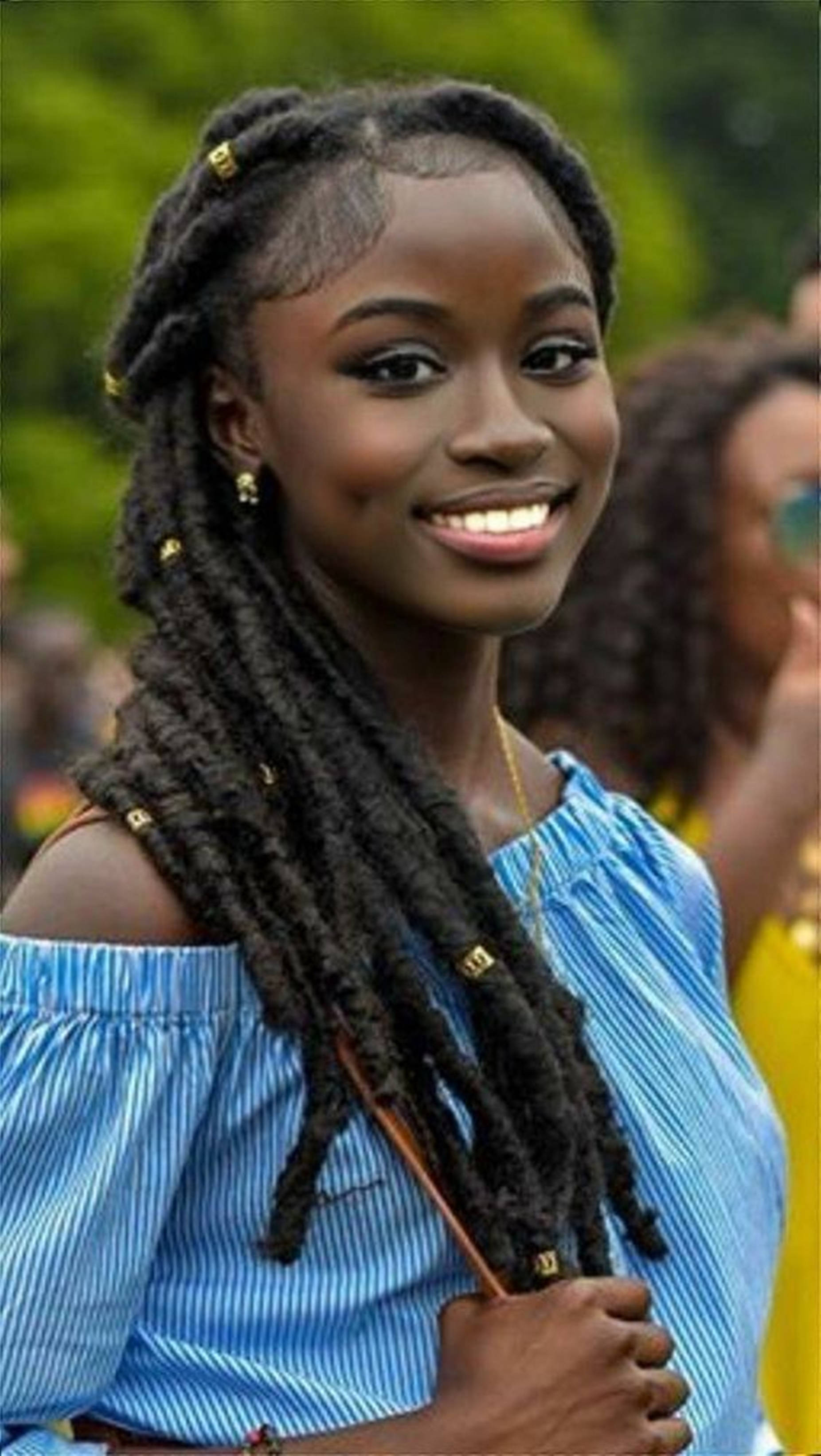 black woman, long braided hair, gold beads, 2K Phone Wallpaper