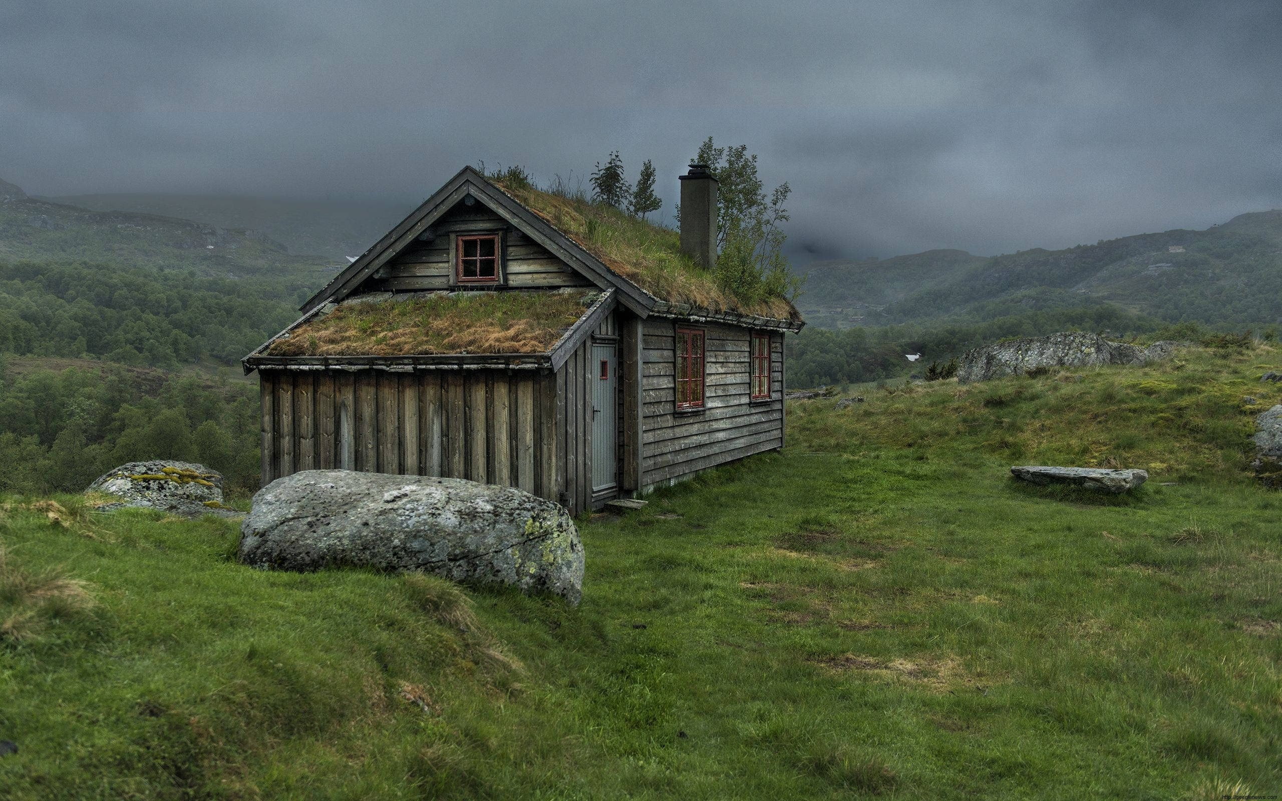 wooden cabin, mossy roof, grassy hill, 2K Desktop Wallpaper