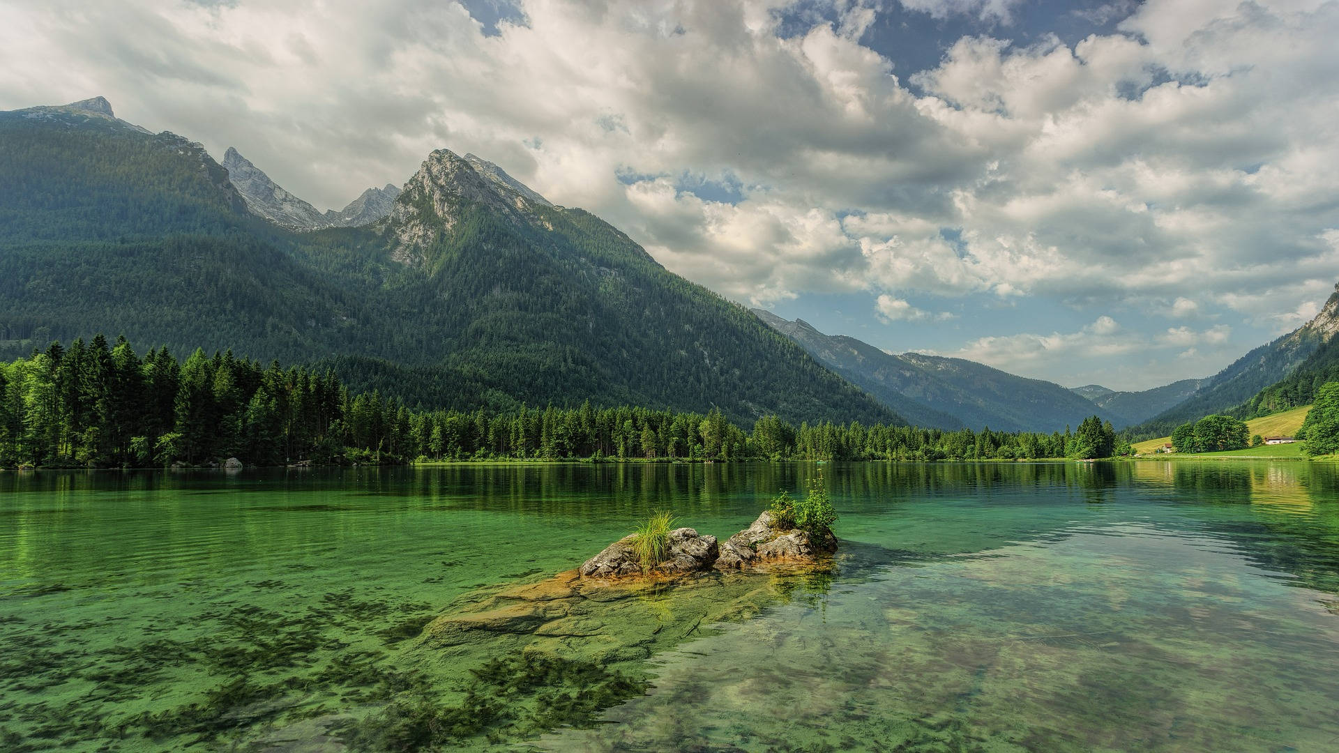 alpine lake, turquoise water, forested mountains, Full HD Desktop Wallpaper