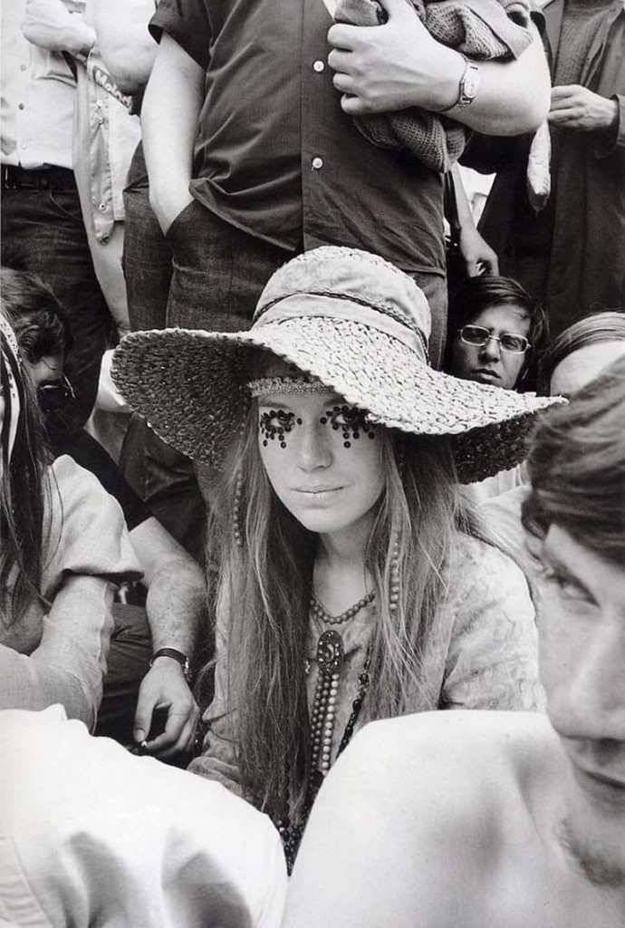 Woodstock, vintage makeup, wide-brimmed hat, SD Phone Wallpaper