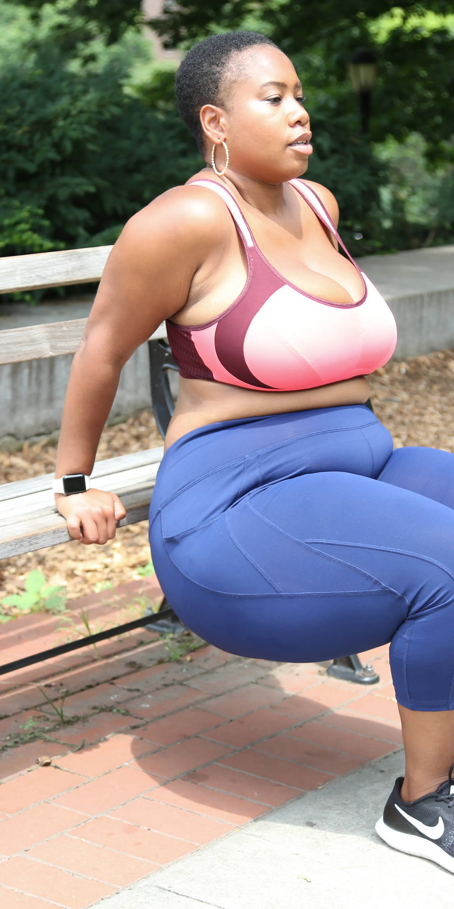 black woman, bench press, athletic wear, 2K Phone Wallpaper