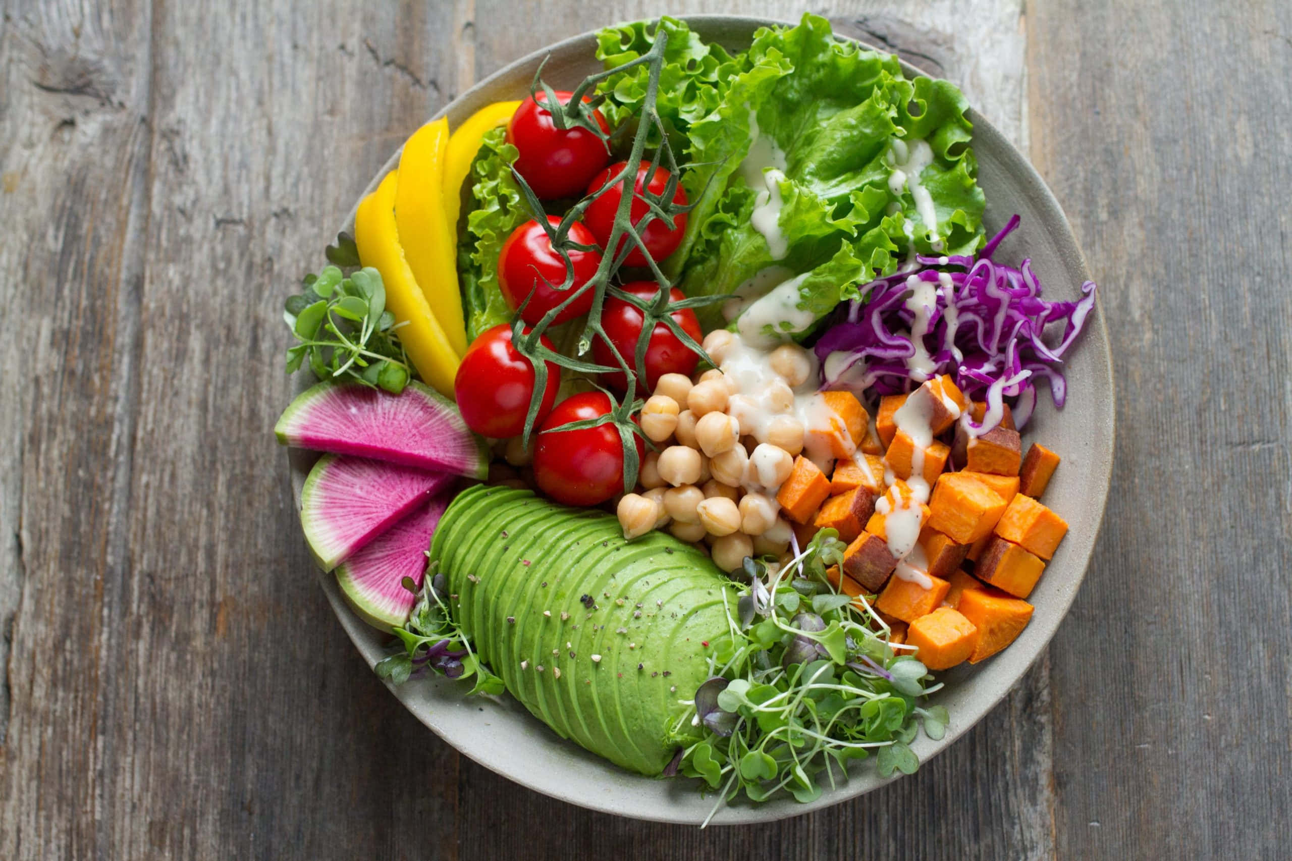 colorful vegetarian buddha bowl, avocado, radish, 2K Desktop Wallpaper