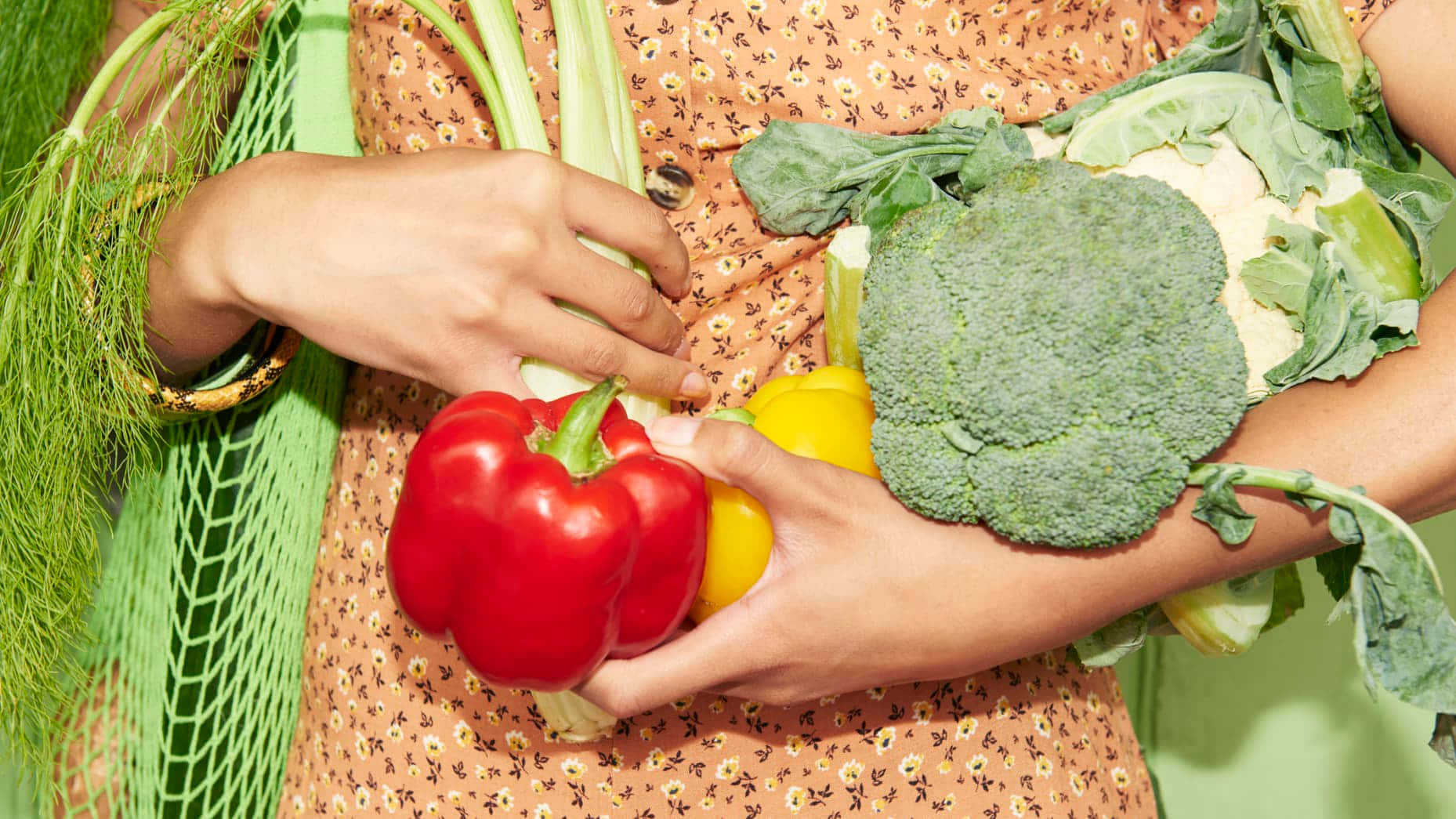 floral dress, broccoli, red peppers, HD Desktop Wallpaper