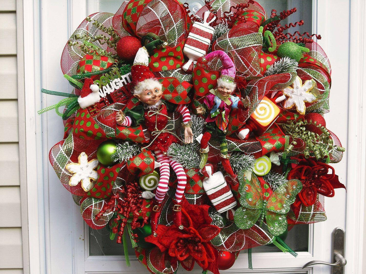 Christmas wreath, elves, red and green, HD Desktop Wallpaper