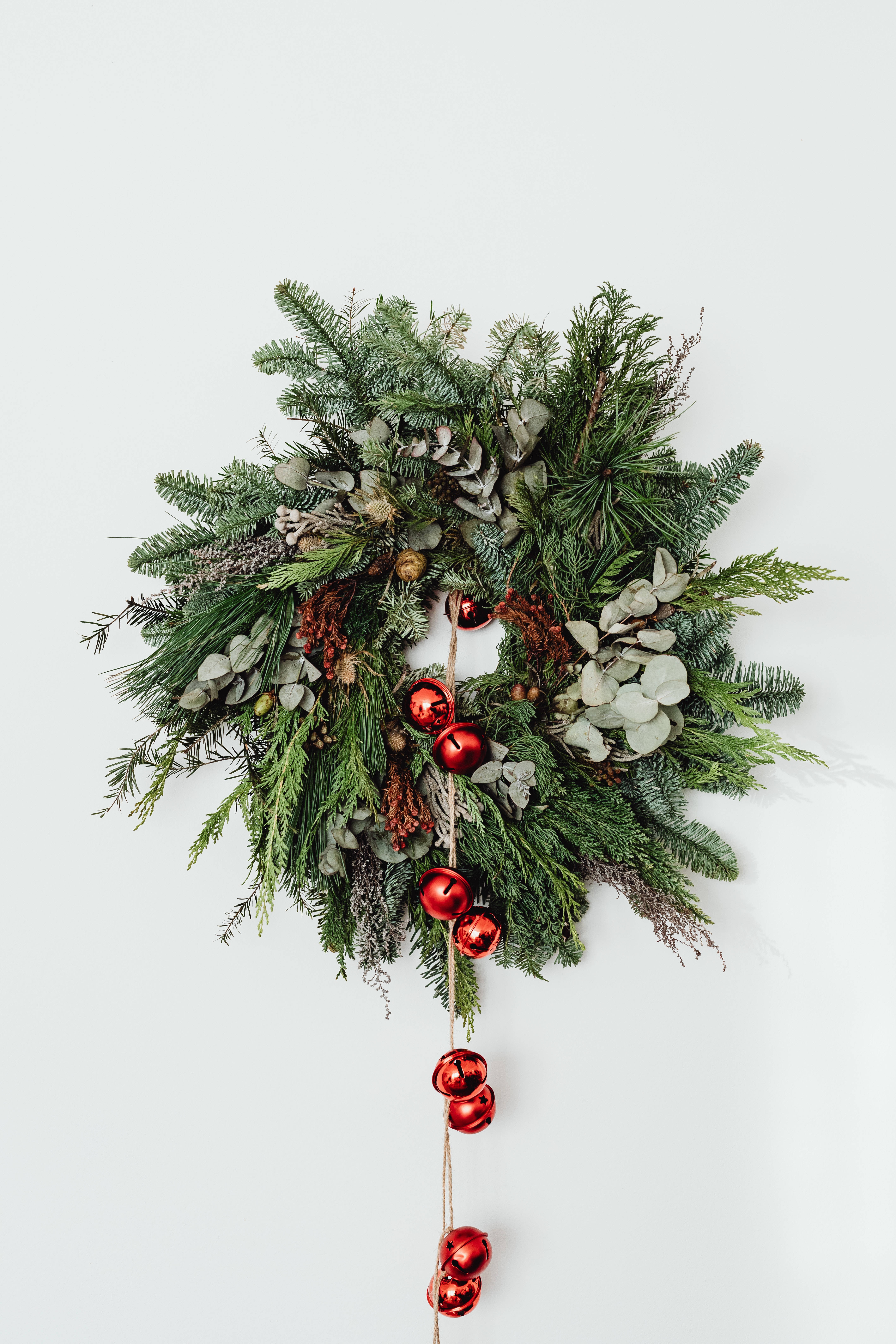 Christmas wreath, red jingle bells, pinecones, 5K Phone Wallpaper