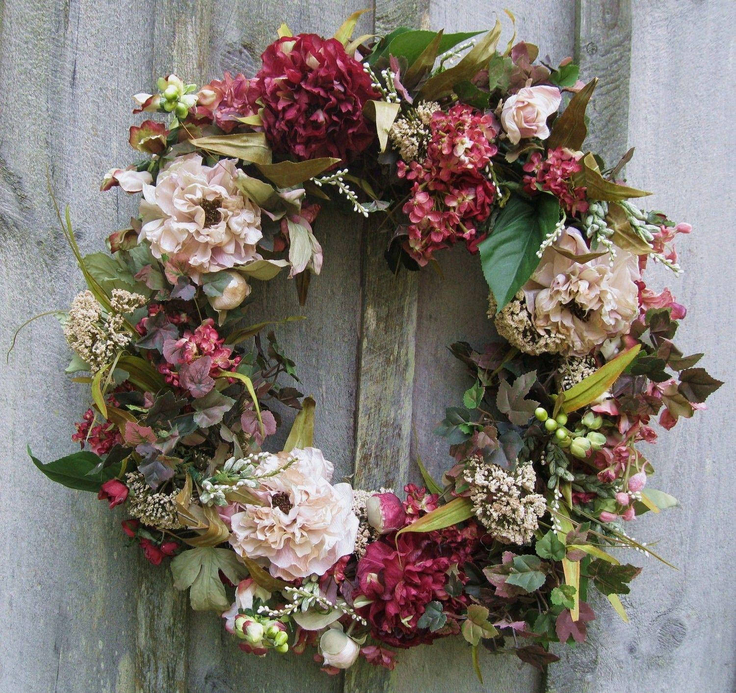 Christmas wreath, fresh flowers, deep red, HD Desktop Wallpaper