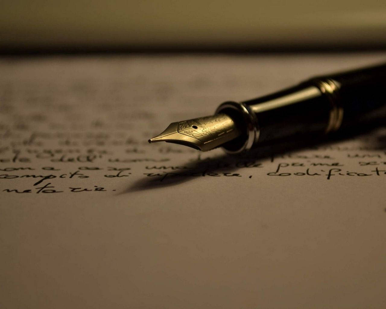 fountain pen, gold-tipped fountain pen, handwritten cursive text, HD Desktop Wallpaper