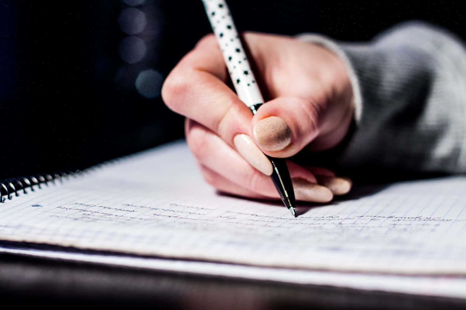 fountain pen, beige nail polish, lined notebook, HD Desktop Wallpaper