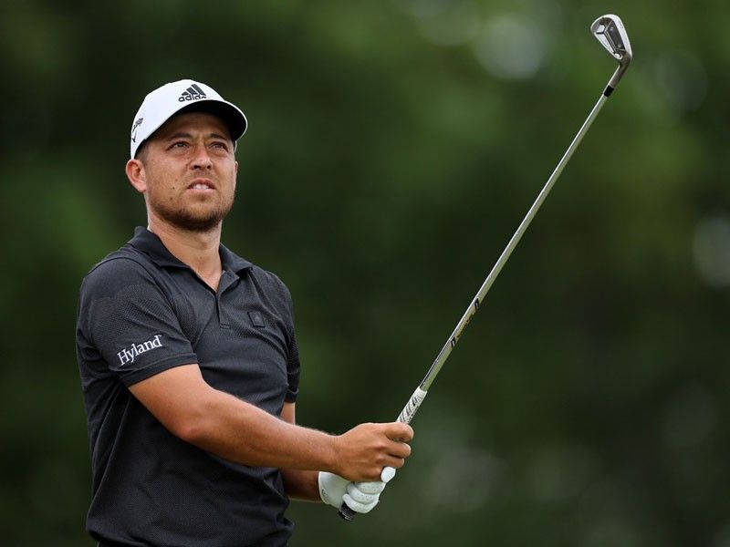 Xander Schauffele, golfer, mid-swing, SD Desktop Wallpaper