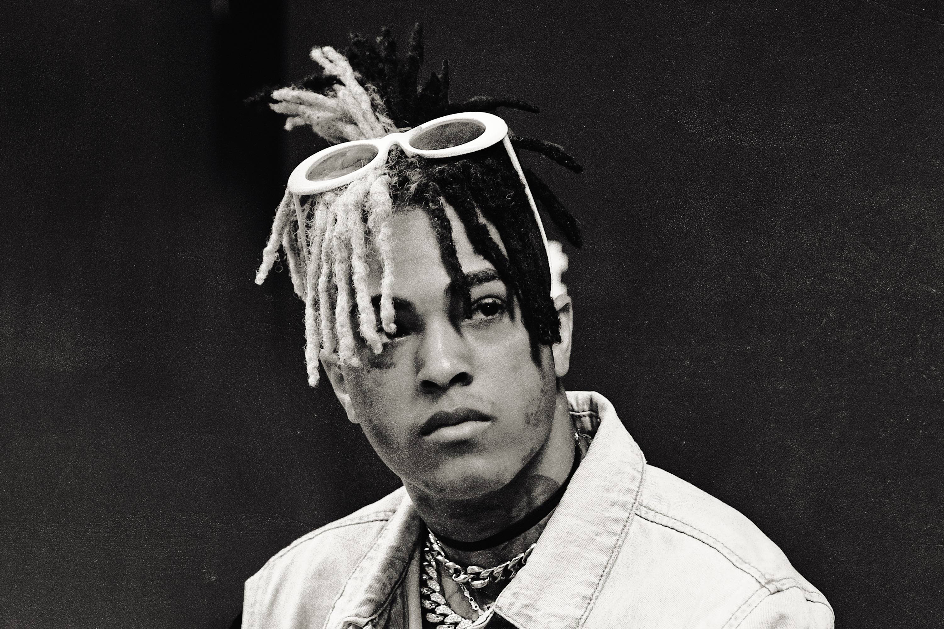 XX Tentacion, dreadlocks, white sunglasses, 2K Desktop Wallpaper